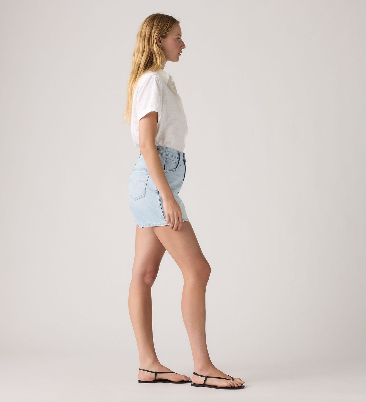 Main 3 - Levi's® Women's Cinch Mid-Thigh Shorts - 003KI0004