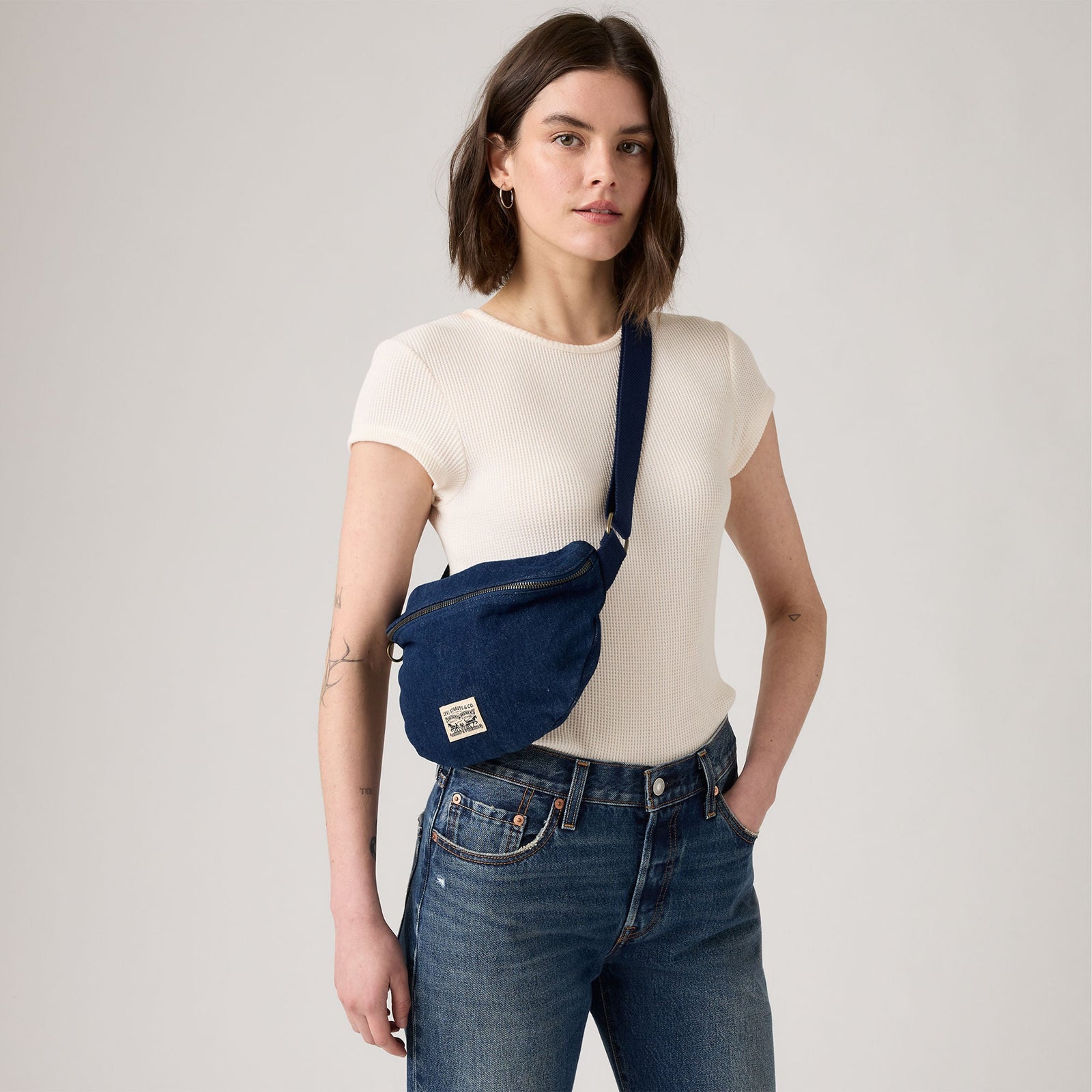 Main 2 - Levi's® Women's Devon Crossbody Bag SCL - 