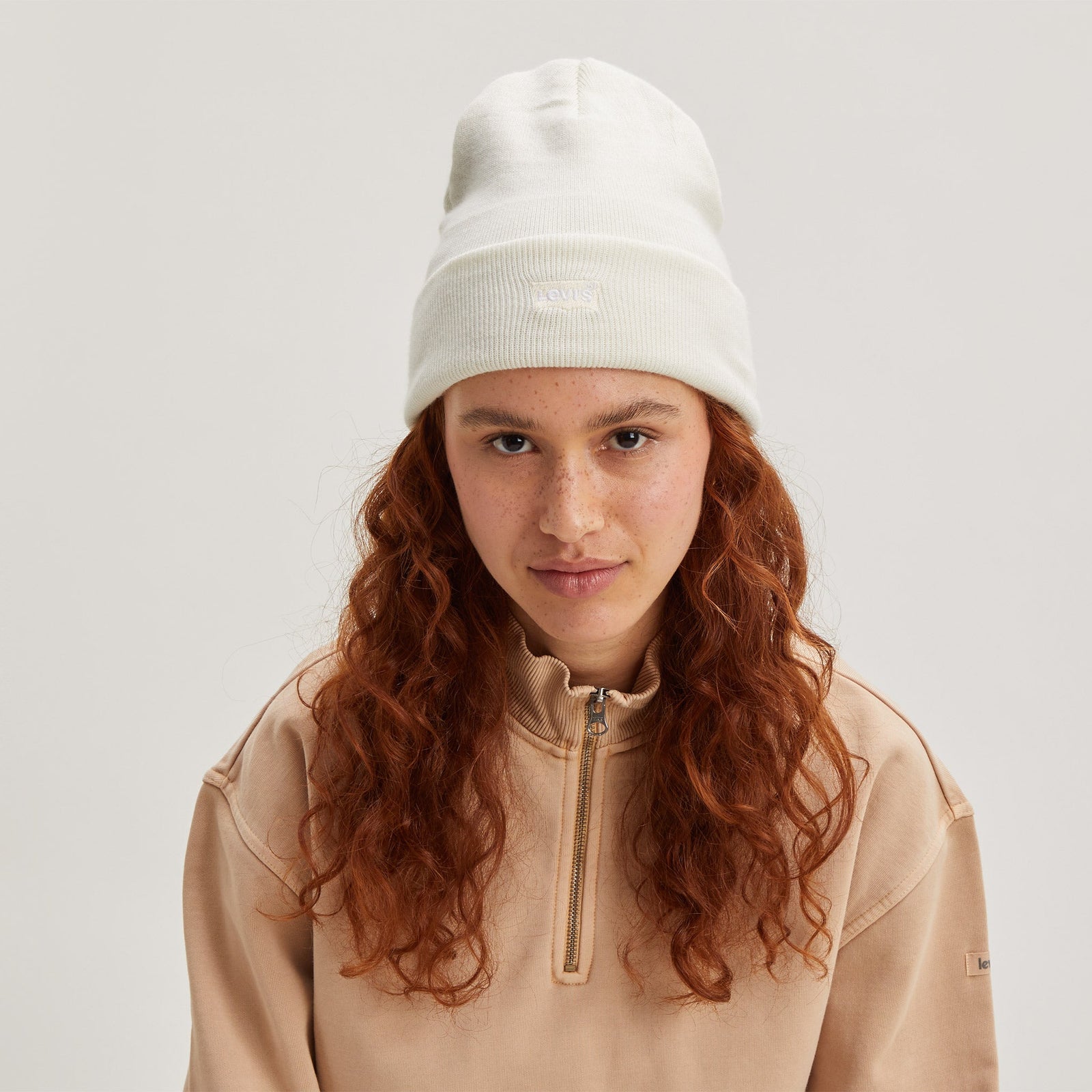 Main 2 - Levi's® Batwing Logo Slouchy Beanie SCL - 
