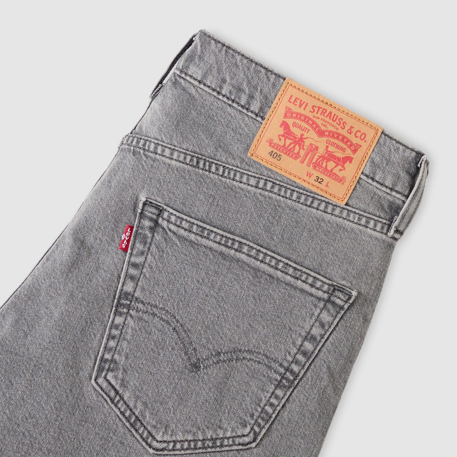 Main 8 - Levi's® Men's 405 Standard Shorts - 398640207