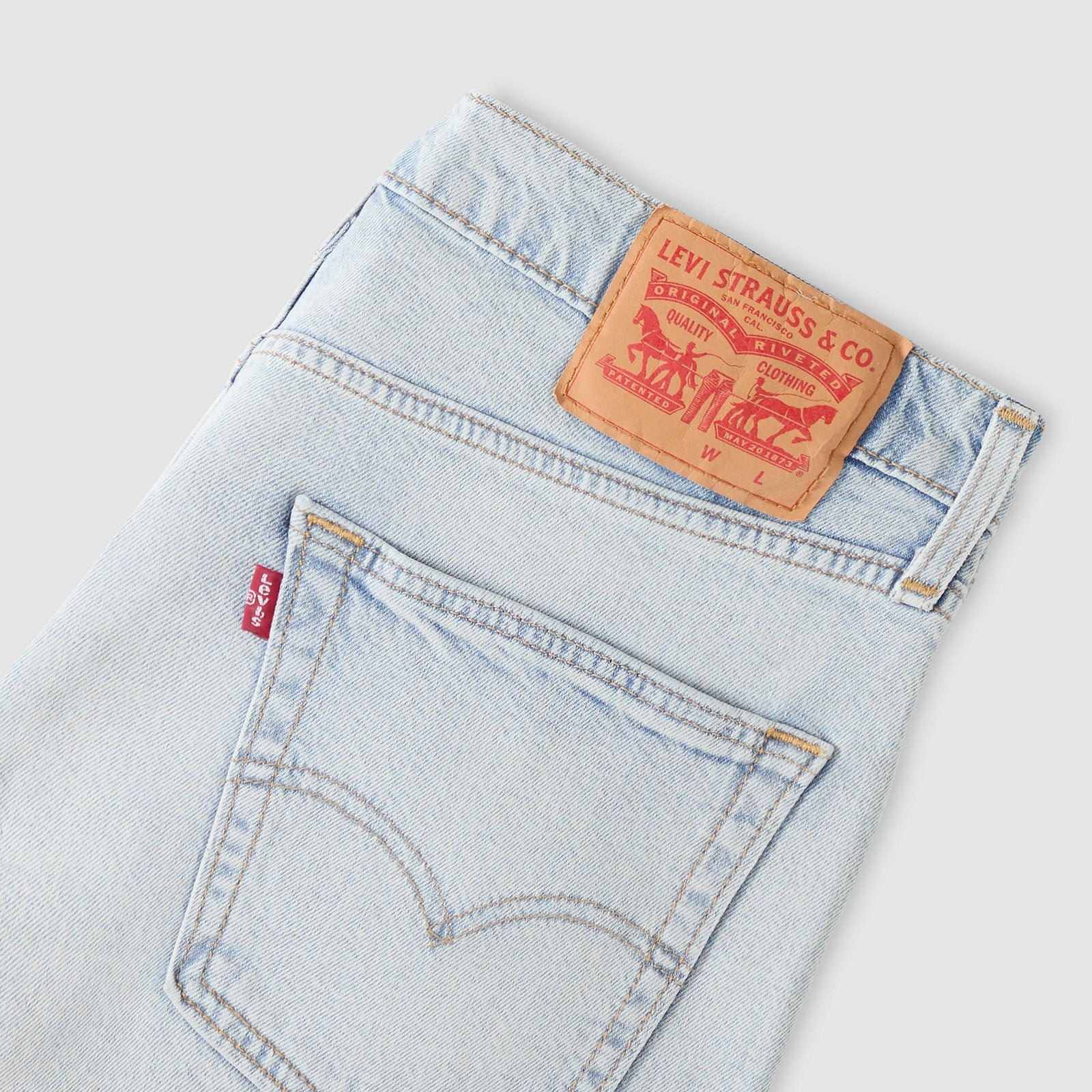 Main 8 - Levi's® Men's 405 Standard Shorts - 398640208
