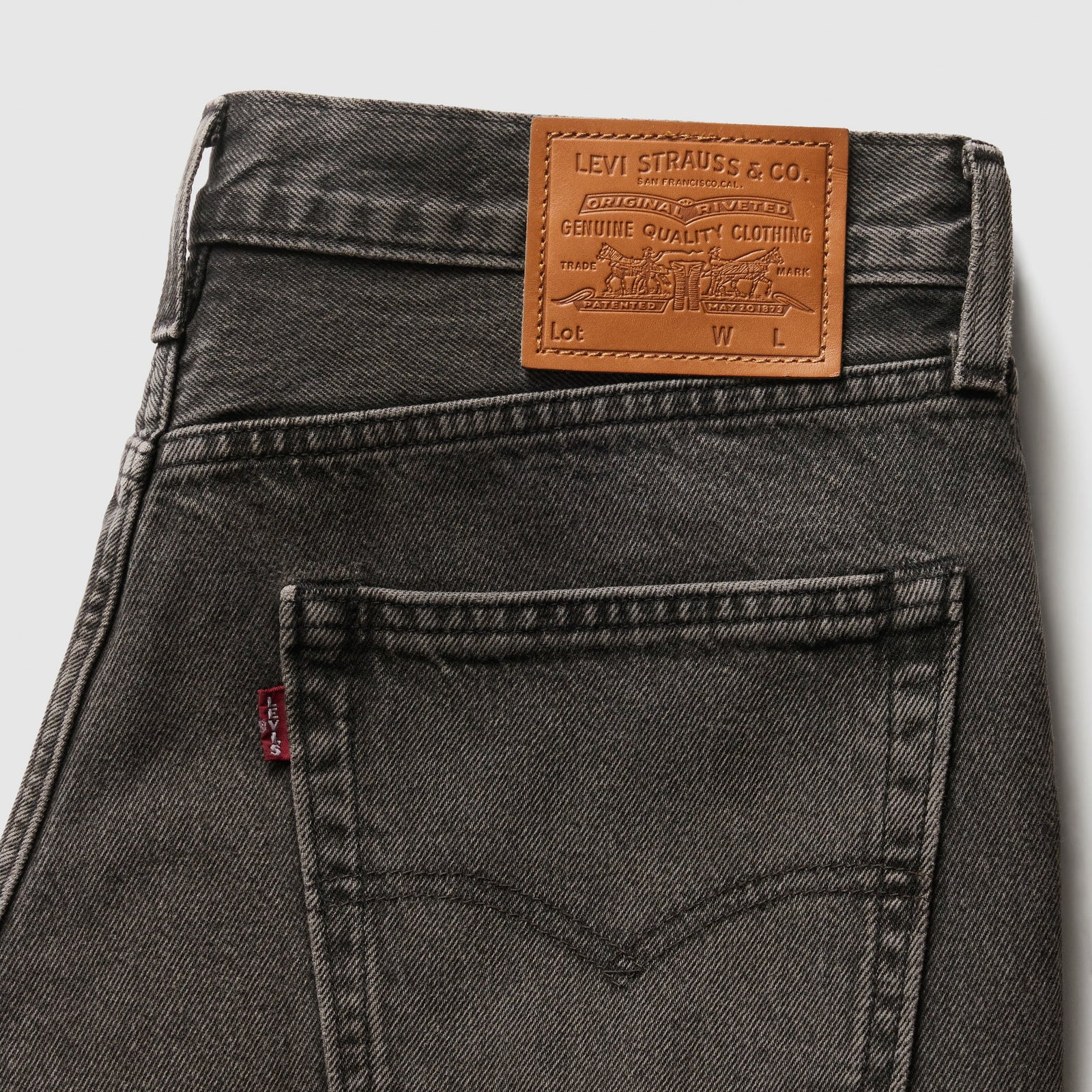 Main 7 - Levi's® Men's 478 Baggy Shorts - 001JM0000