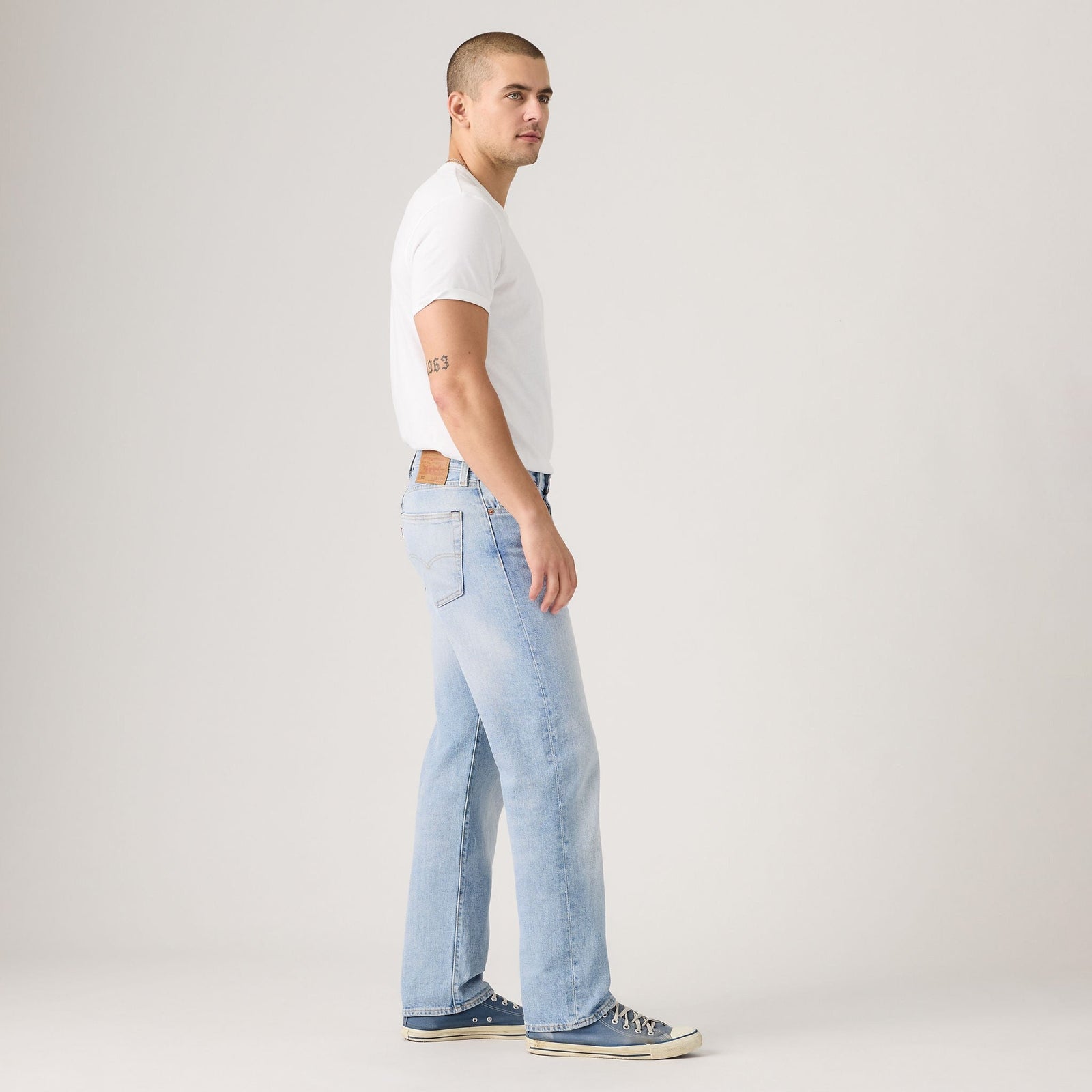 Main 4 - Levi's® Men's 501® Original Jeans - 005013418