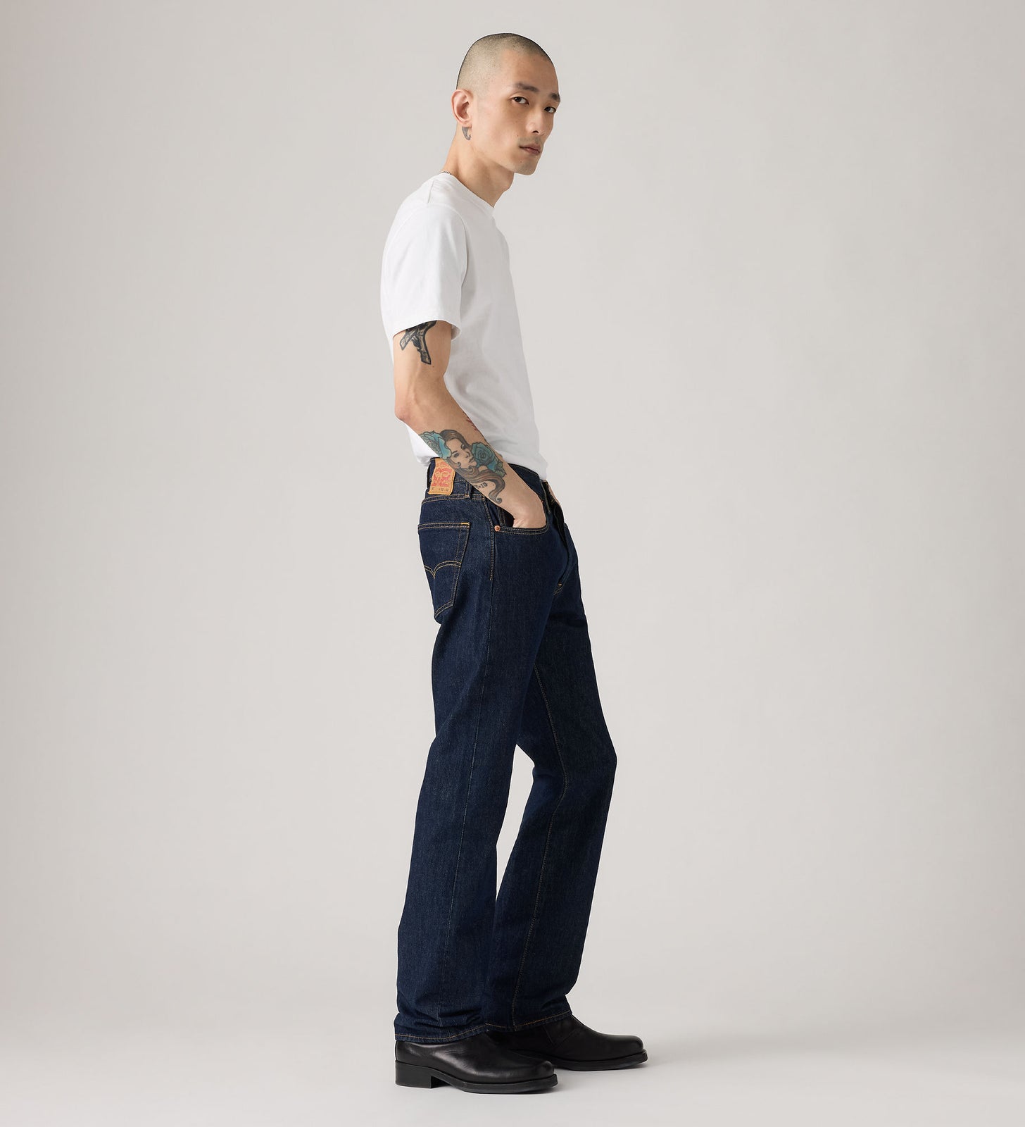 Main 3 - Levi's® Men's 501® Original Jeans - 005010115