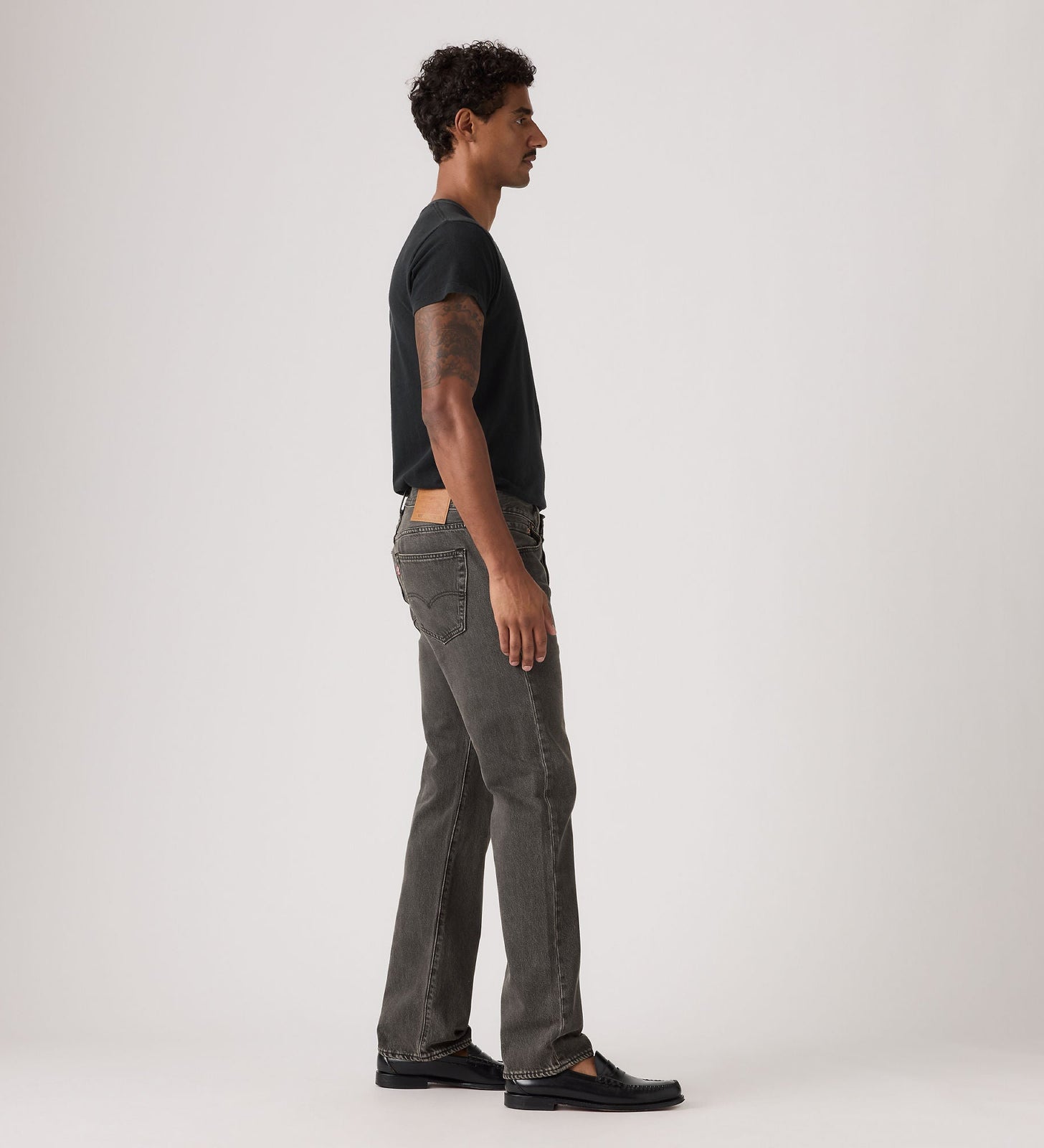 Main 3 - Levi's® Men's 501® Original Jeans - 005013783