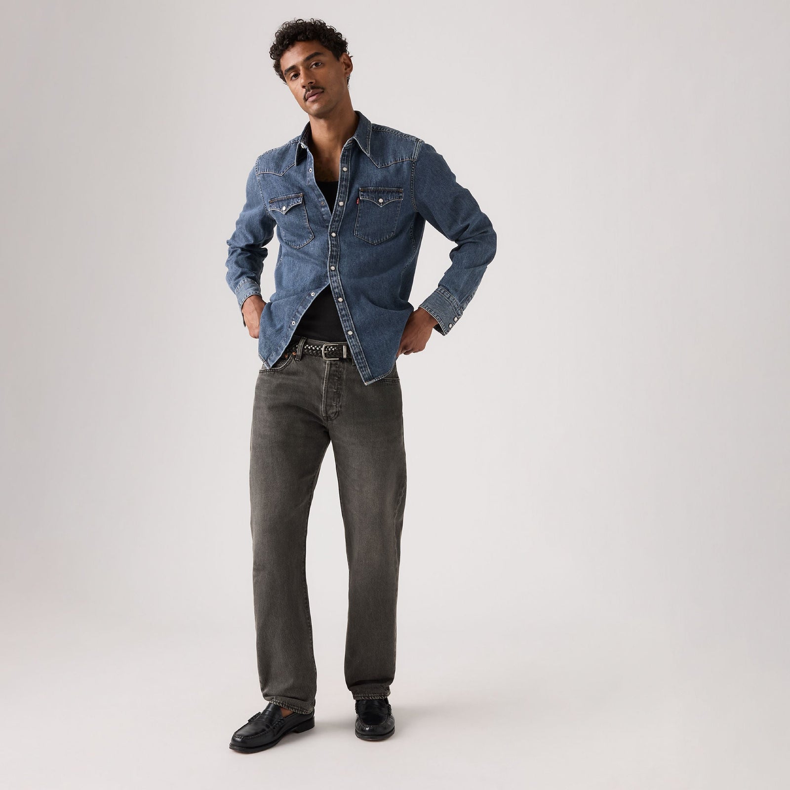 Main 4 - Levi's® Men's 501® Original Jeans - 005013783