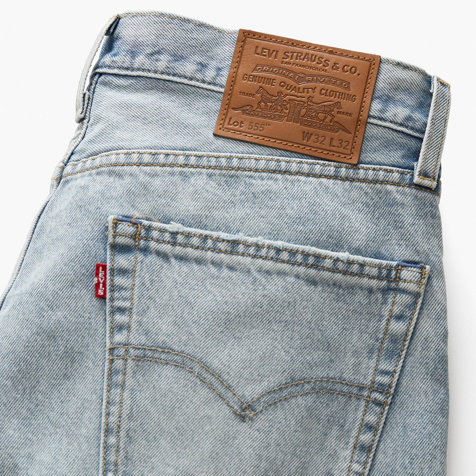 Main 7 - Levi's® Men's 555™ Relaxed Straight Jeans - 000LO0005