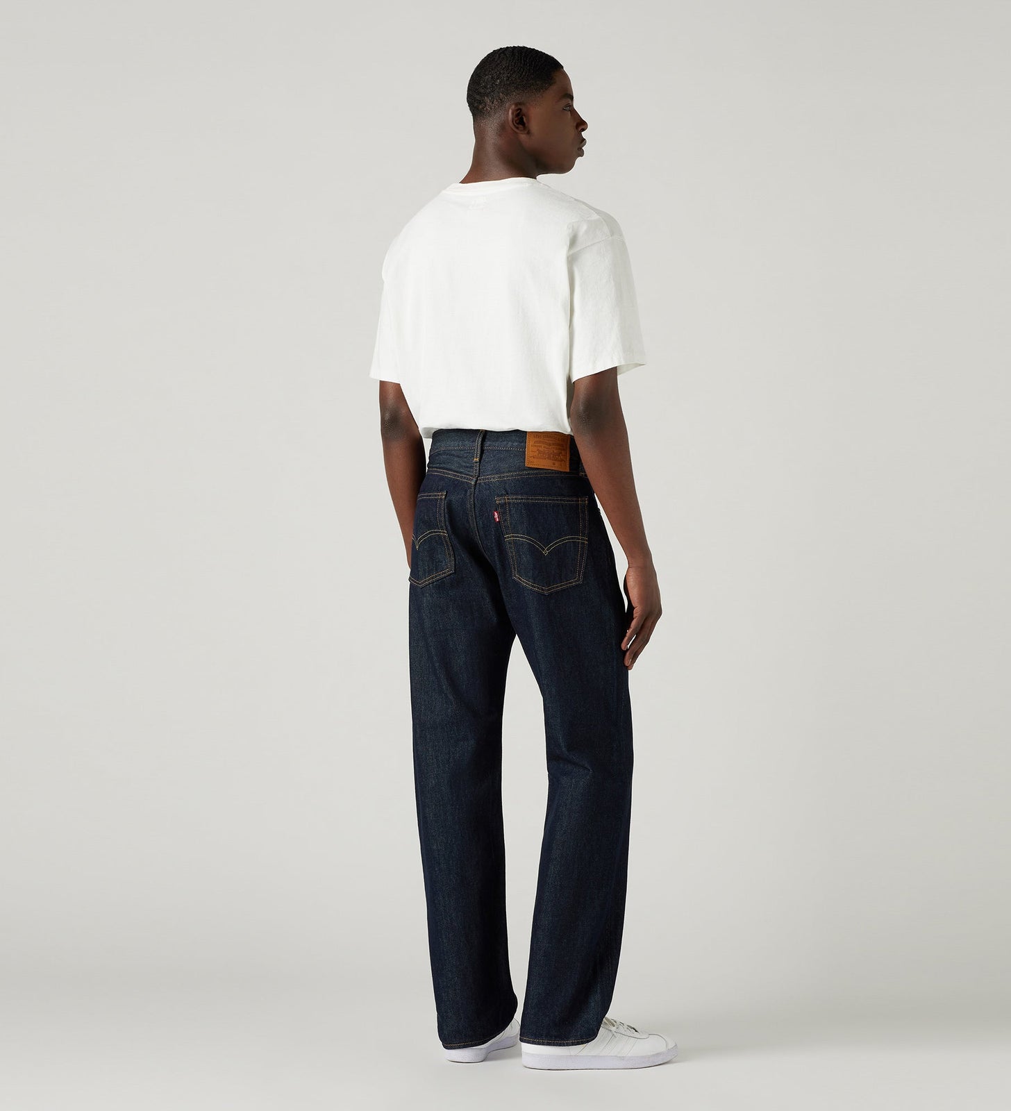 Main 2 - Levi's® Men's 555™ Relaxed Straight Jeans - 000LO0000