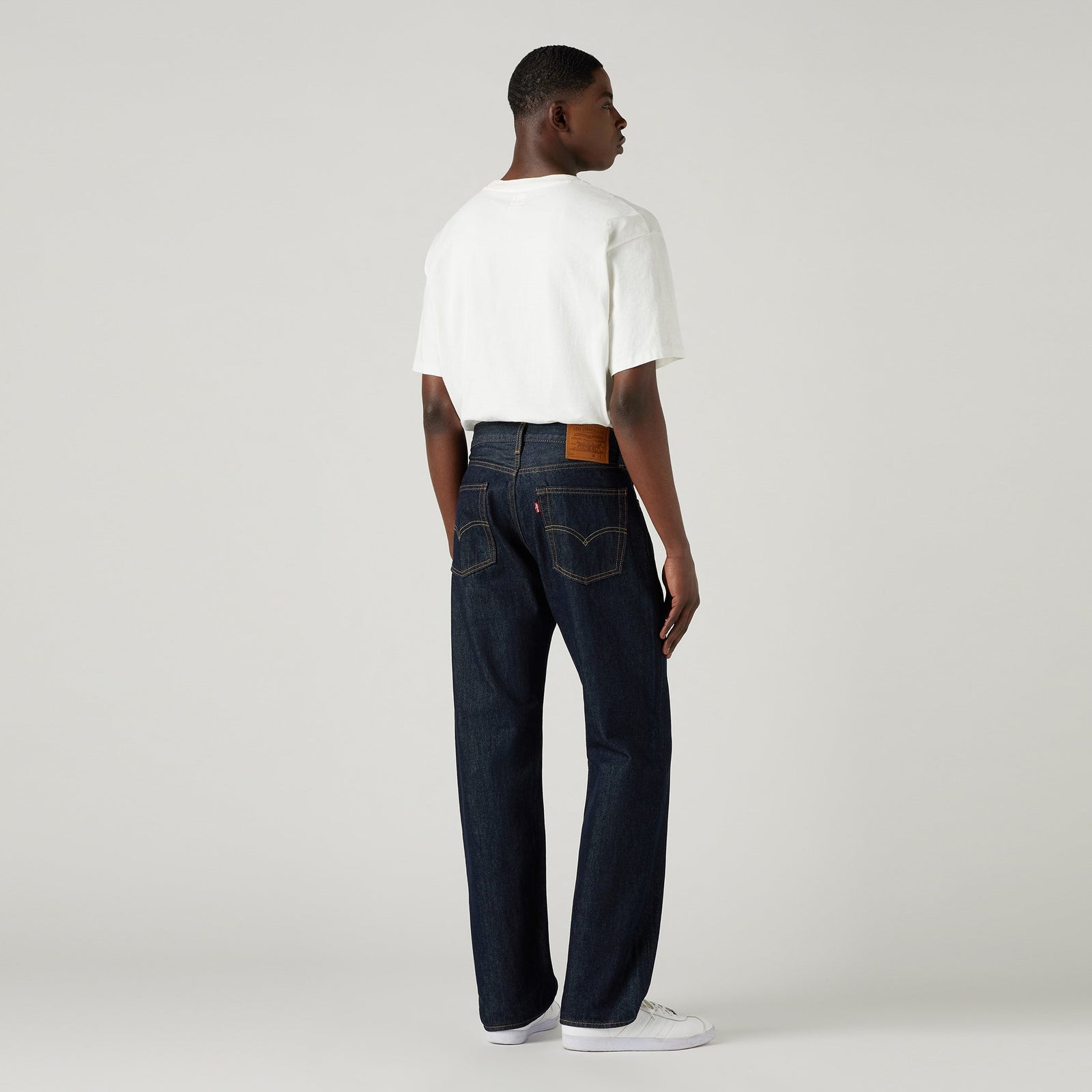 Main 2 - Levi's® Men's 555™ Relaxed Straight Jeans - 000LO0000