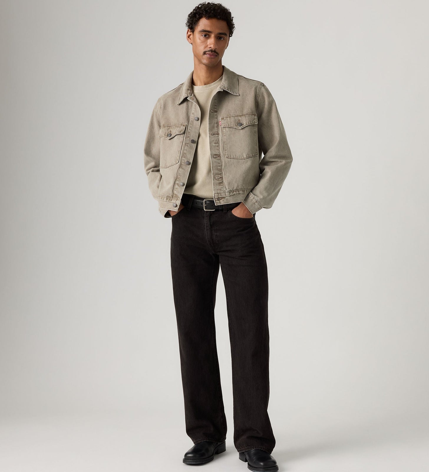 Main 1 - Levi's® Men's 567™ Relaxed Flare Jeans - A86300011