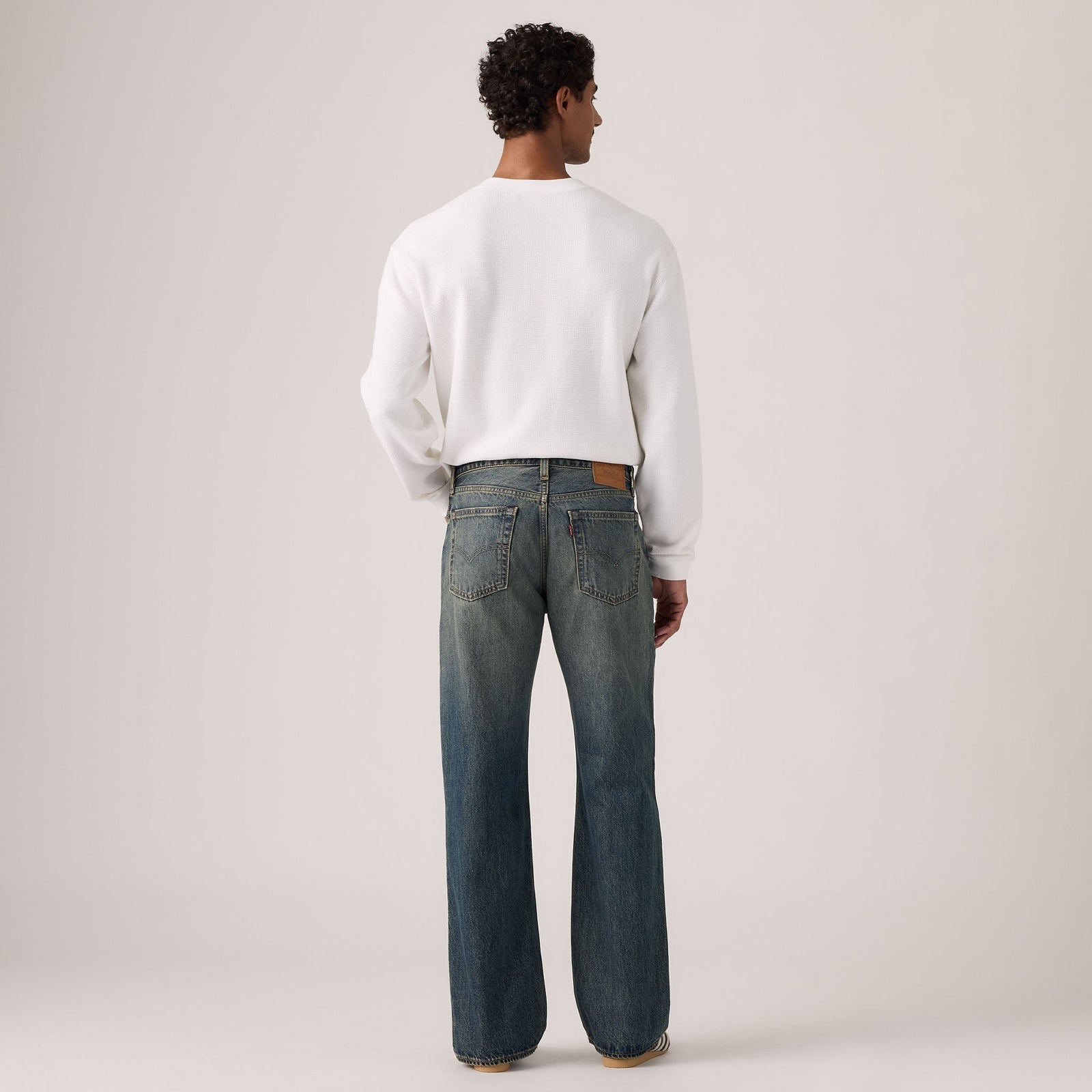 Main 2 - Levi's® Men's 567™ Relaxed Flare Jeans - A86300012