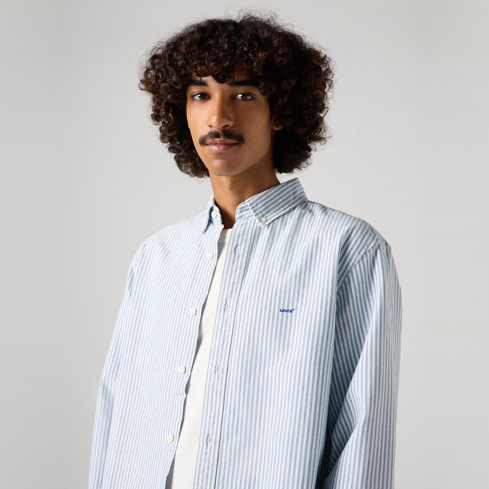 Main 4 - Levi’s® Men’s Authentic Button-Down Shirt - A72100023