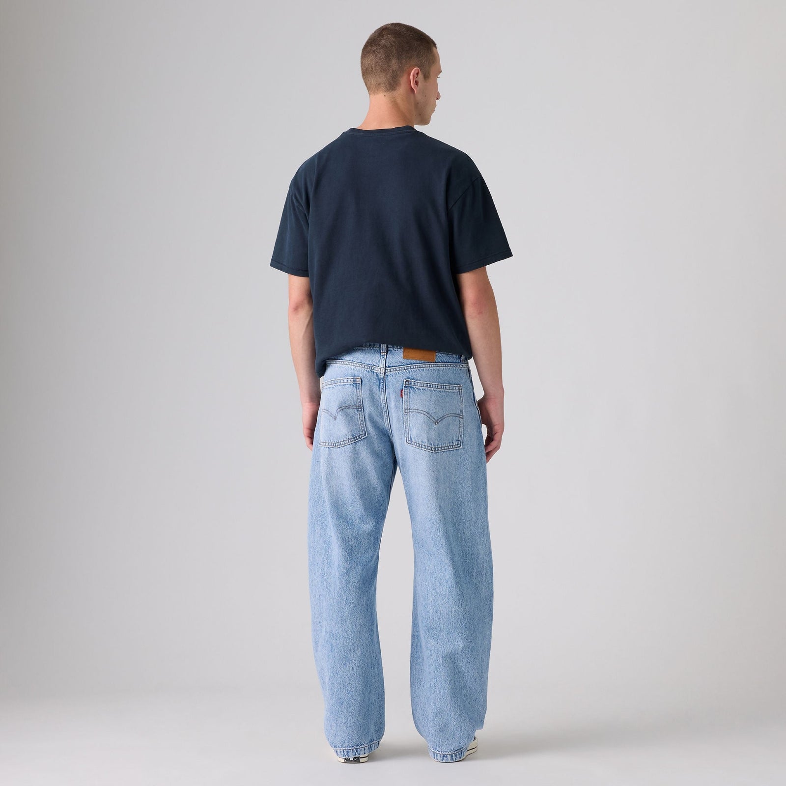 Main 2 - Levi's® Men's Baggy Barrel Jeans - 0057O0009