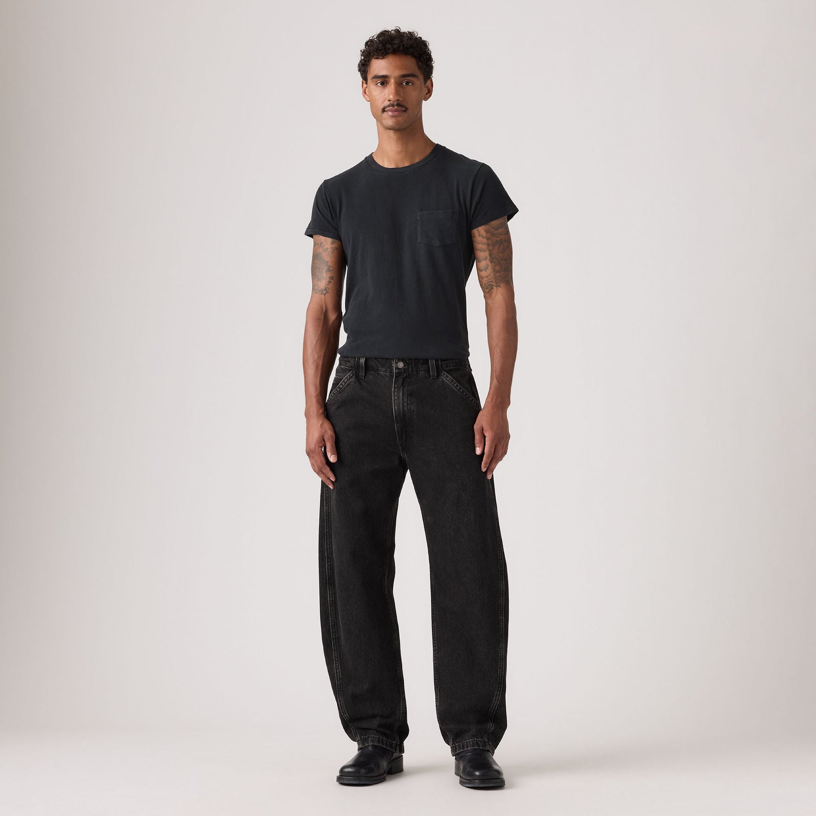 Main 1 - Levi's® Men's Baggy Barrel Jeans - 0057O0003