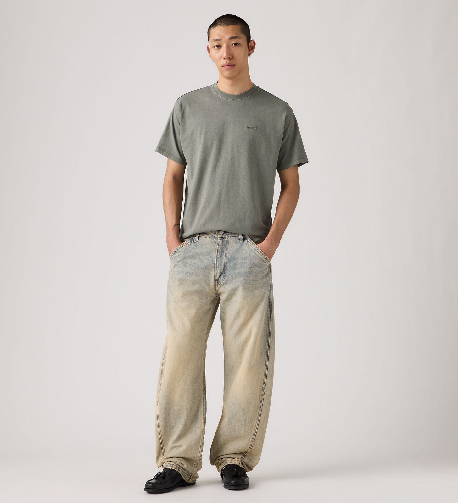 Main 1 - Levi's® Men's Baggy Barrel Jeans - 0057O0004