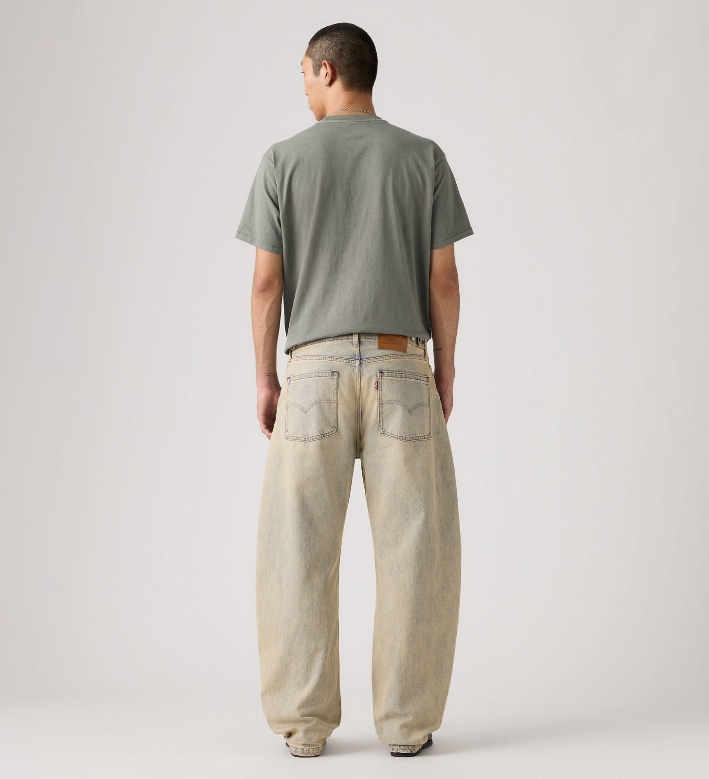Main 2 - Levi's® Men's Baggy Barrel Jeans - 0057O0004