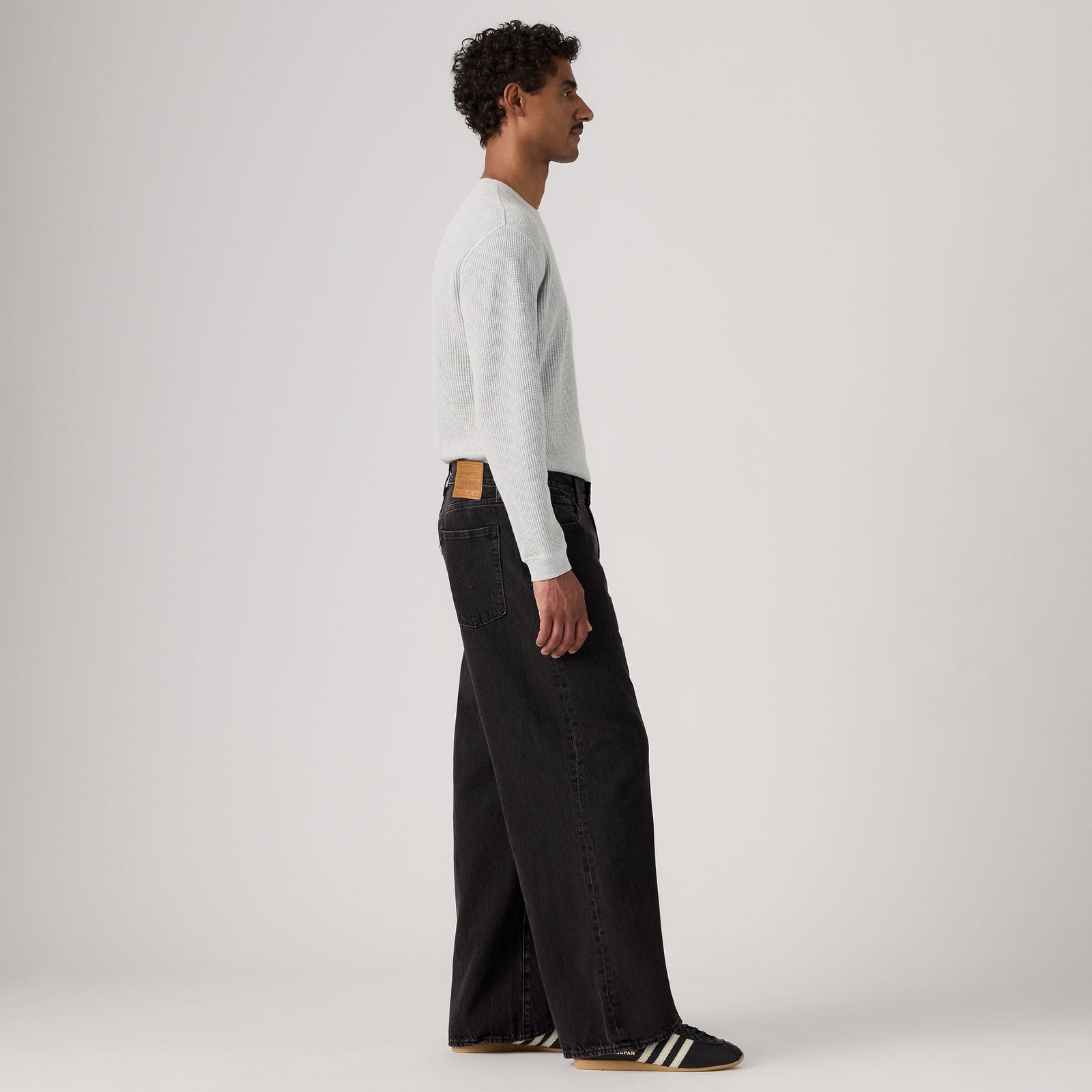 Main 4 - Levi's® Men's Baggy Wide-Leg Jeans - 0081B0000