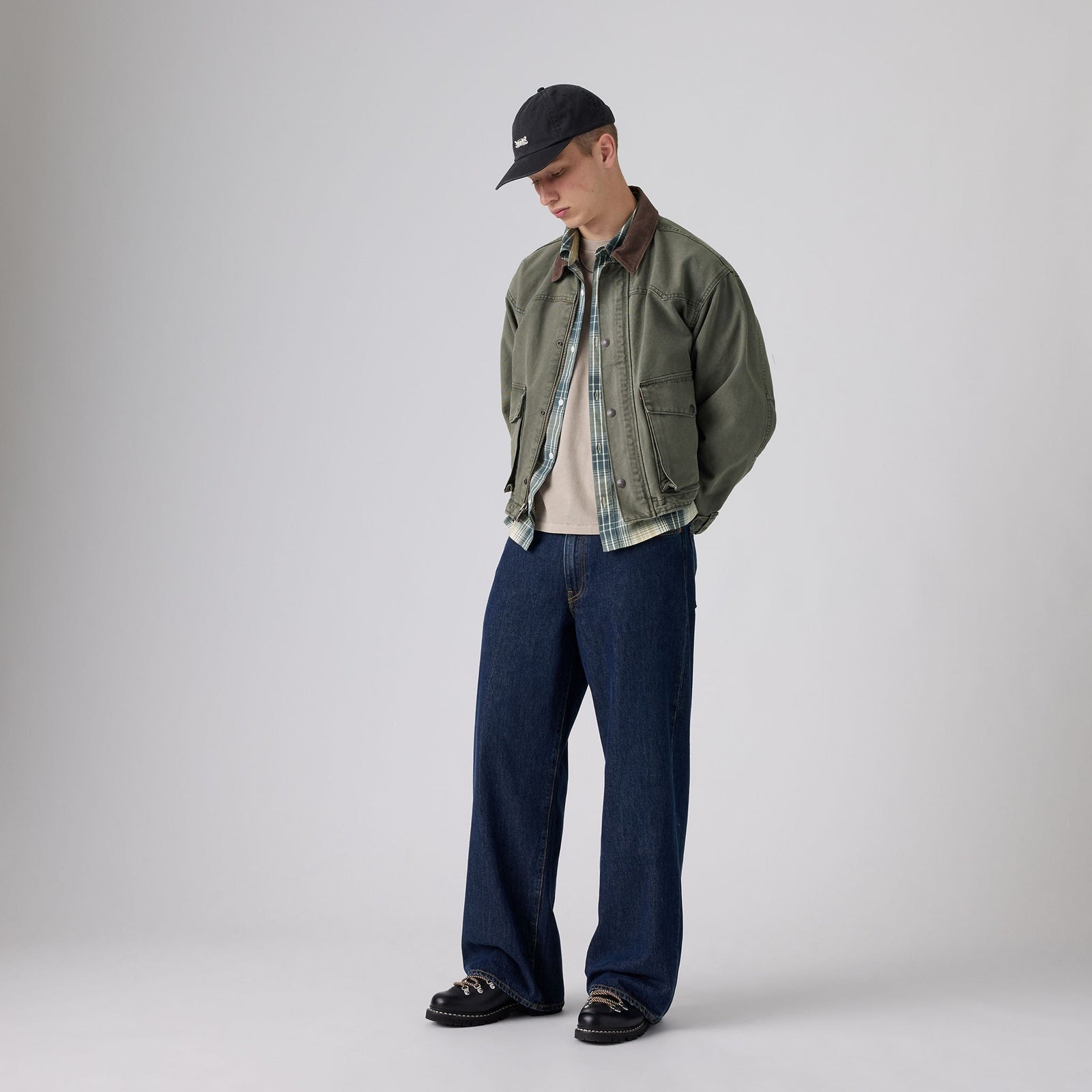 Main 1 - Levi's® Men's Baggy Wide-Leg Jeans - 0081B0001