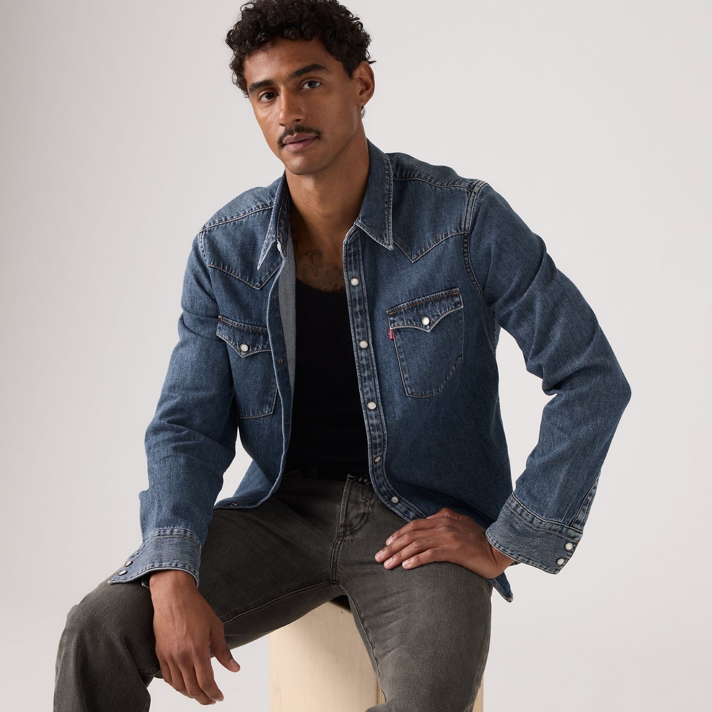 Levi's® Men's Barstow Standard Fit Western Shirt