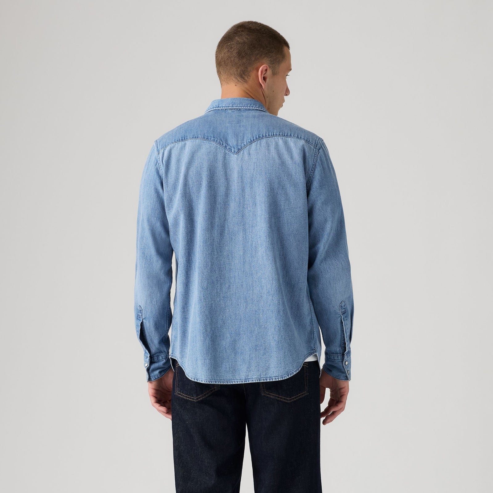 Main 2 - Levi's® Men's Barstow Standard Fit Western Shirt - 857440126