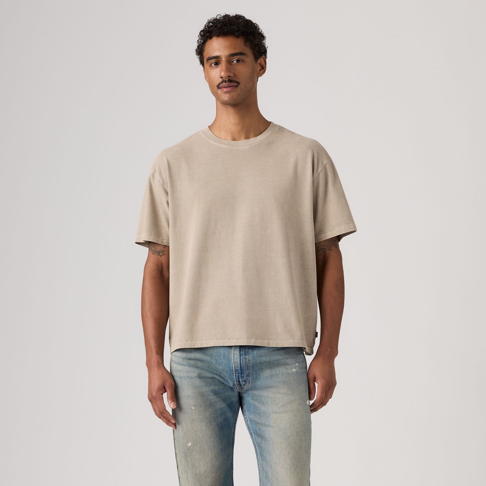 Main 3 - Levi's® Men's Boxy Short-Sleeve Tee - 0049F0039