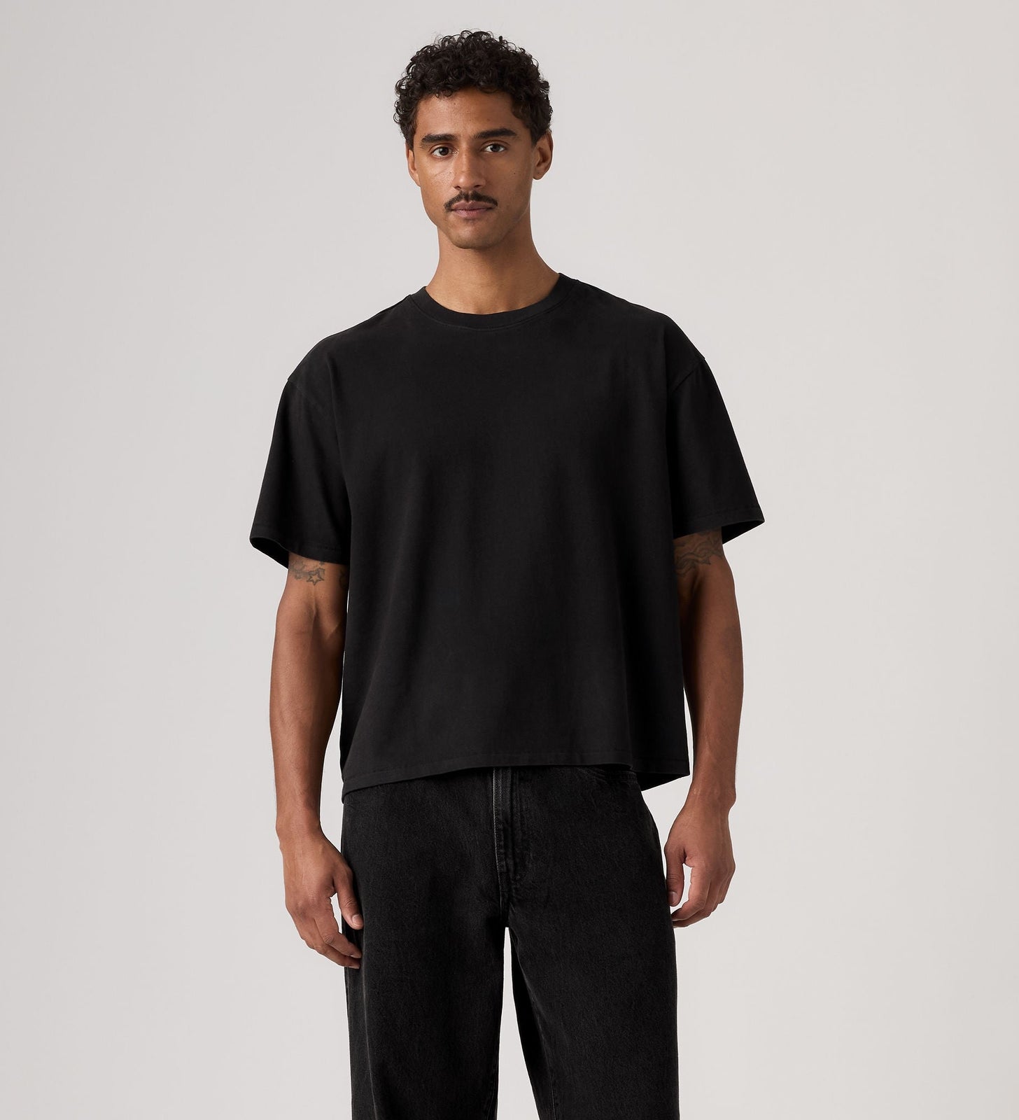 Main 3 - Levi's® Men's Boxy Short-Sleeve Tee - 0049F0041