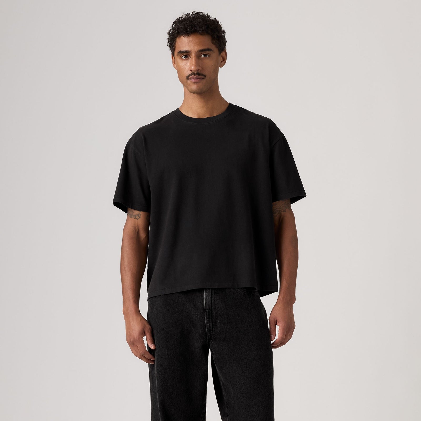 Main 3 - Levi's® Men's Boxy Short-Sleeve Tee - 0049F0041