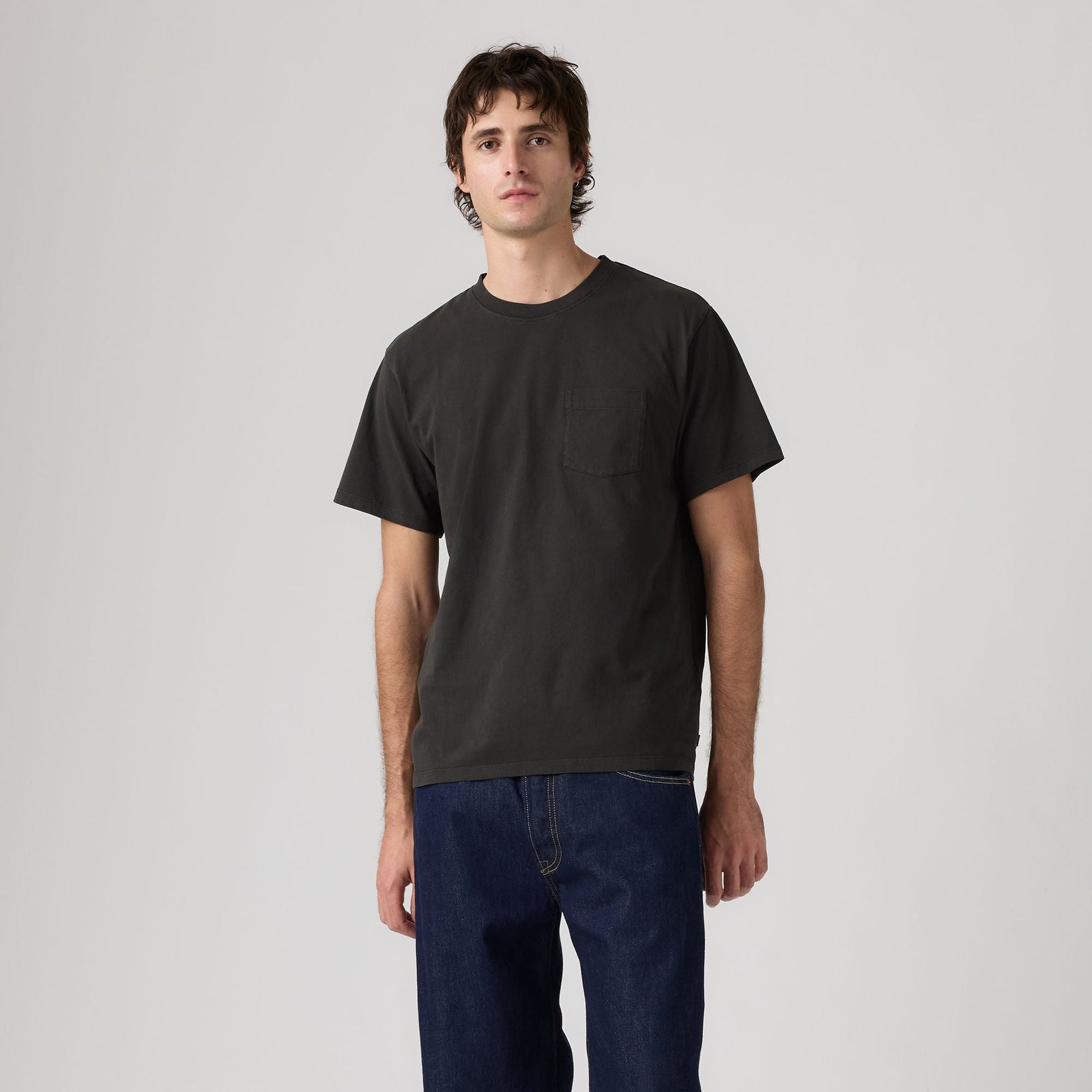 Main 2 - Levi's® Men's Essential Pocket Tee SCL - 