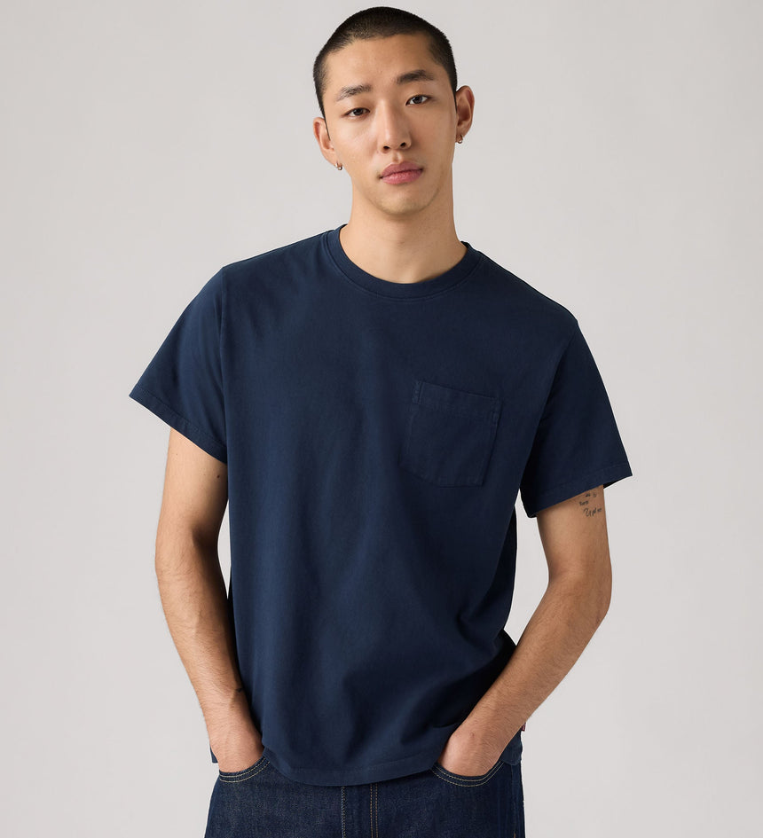 Main 3 - Levi's® Men's Essential Pocket Tee - 005H00040
