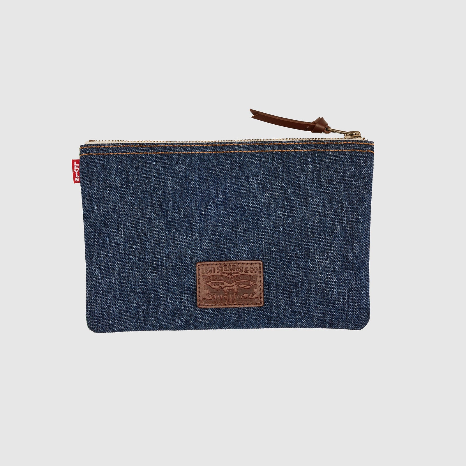 Main 2 - Levi's® Men's Graphic Small Pouch - 0083B0001