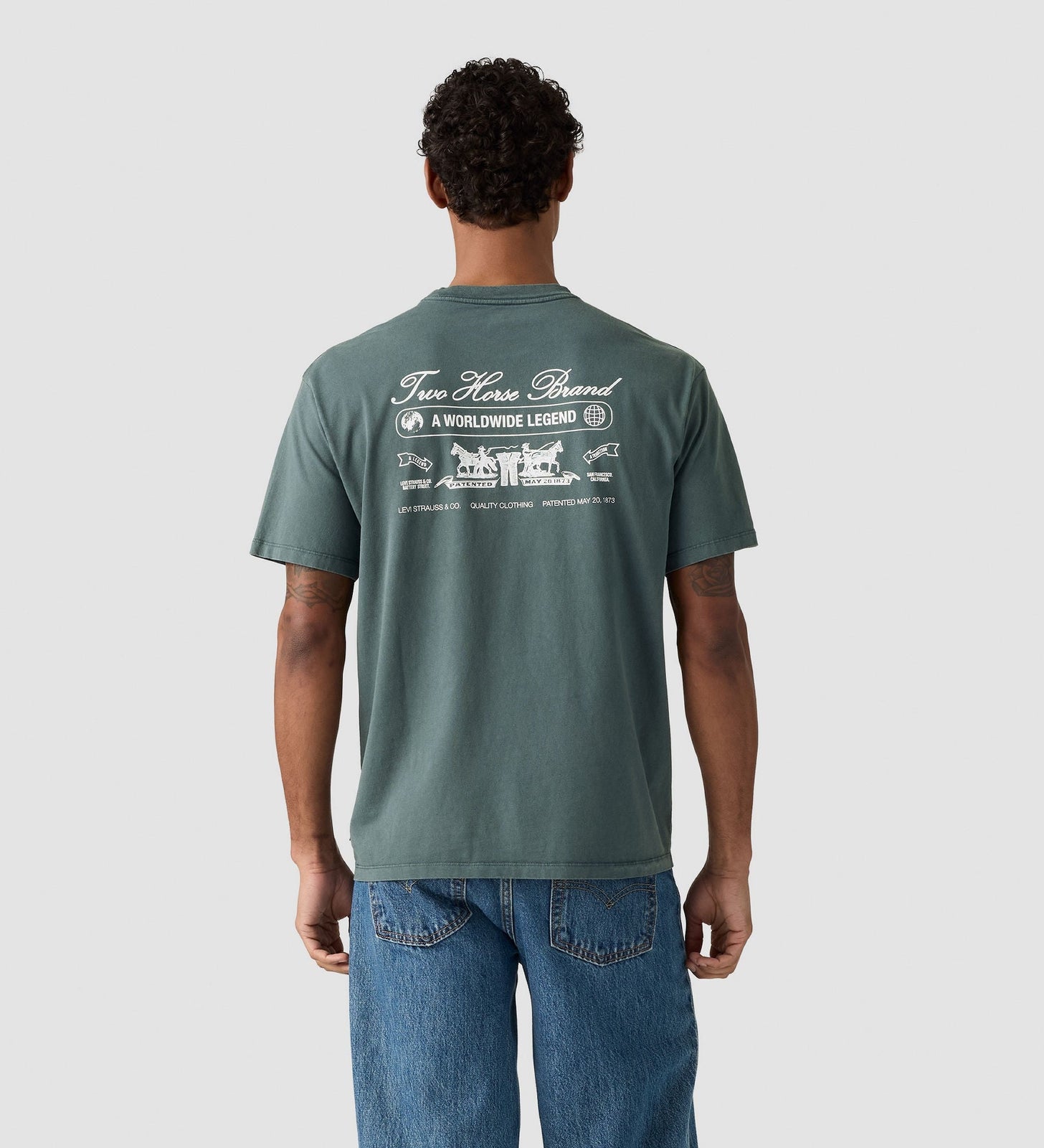 Main 3 - Levi's® Men's Graphic Vintage Fit Pocket Tee - 005HV0003