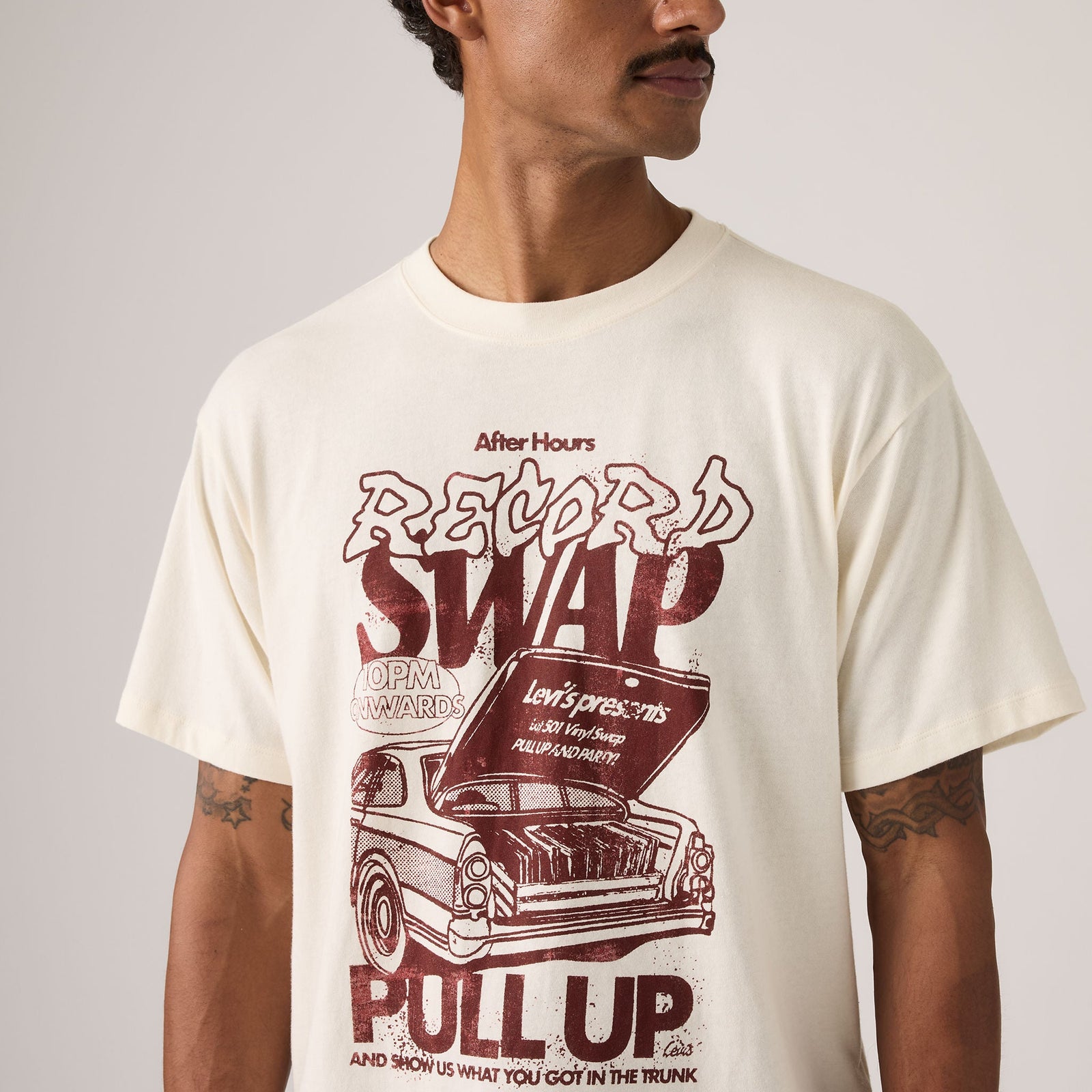Main 4 - Levi's® Men's Graphic Vintage Fit T-Shirt - 873730459