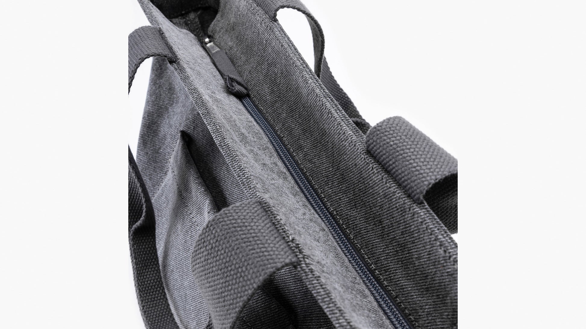 Levi's® Men's Icon Tote