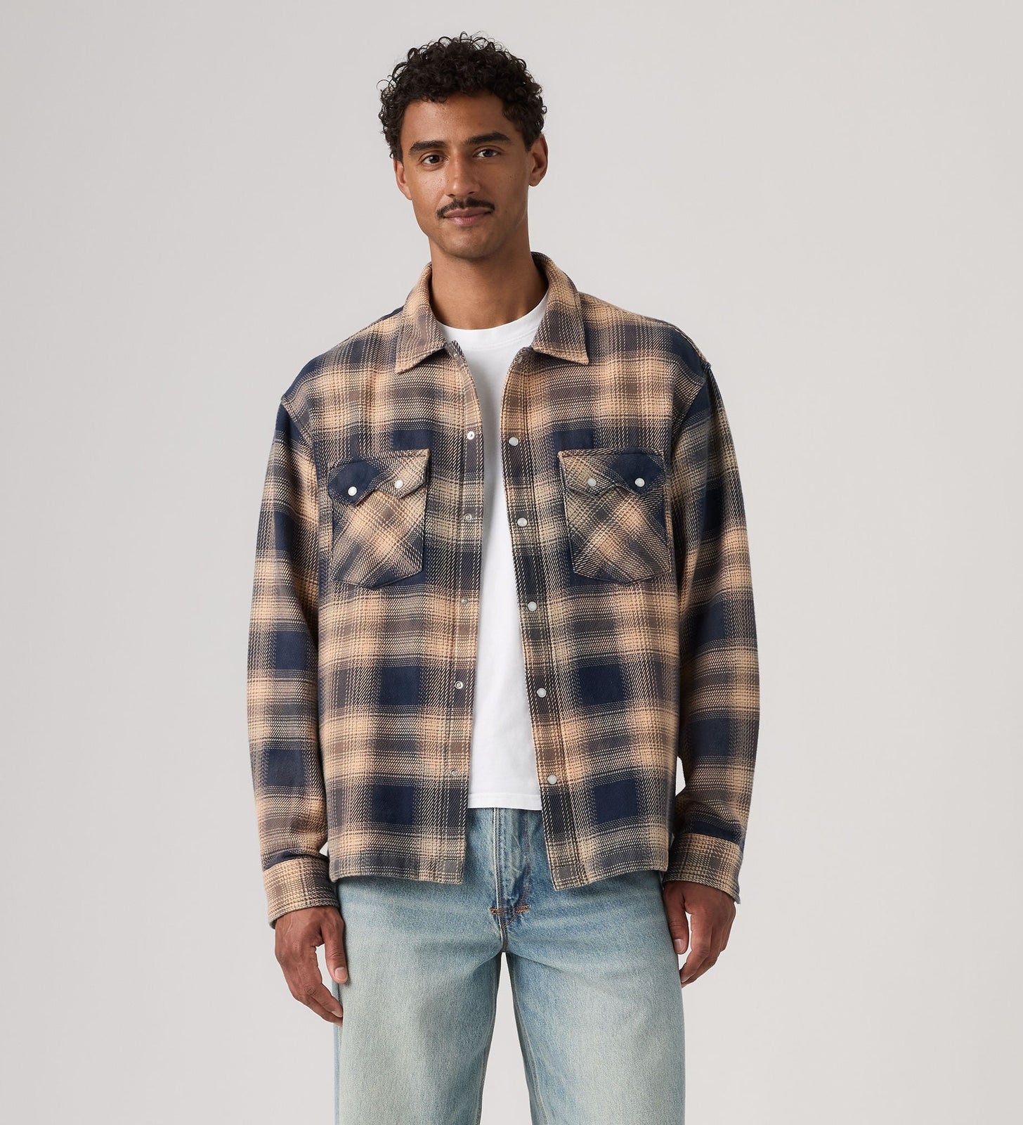 Main 3 - Levi's® Men's Long-Sleeve Boxy Western Shirt - 0085P0001