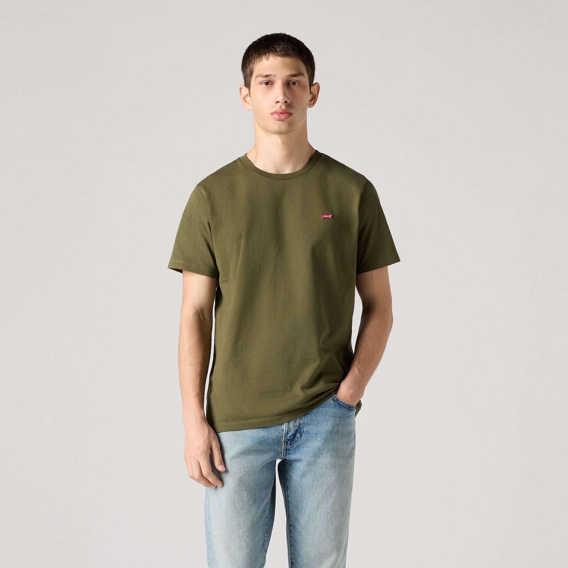 Main 1 - Levi's® Men's Original Housemark T-Shirt - 566050021