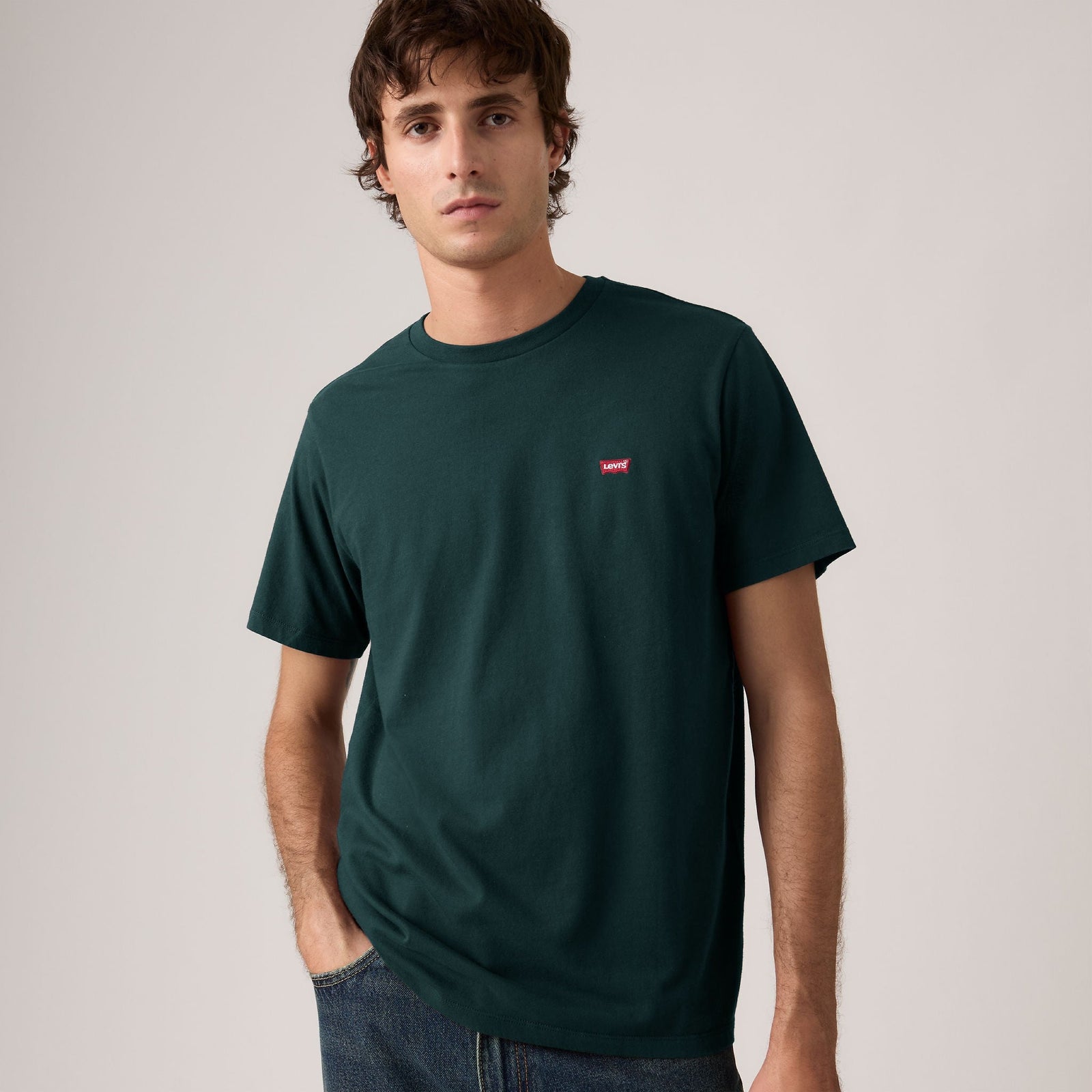 Main 1 - Levi's® Men's Original Housemark T-Shirt - 566050140