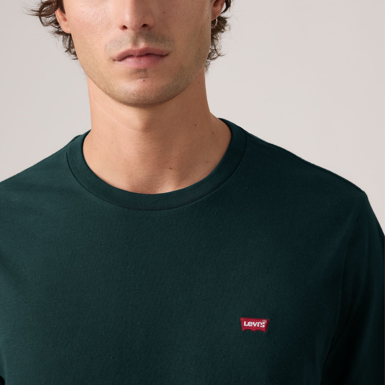 Main 5 - Levi's® Men's Original Housemark T-Shirt - 566050140