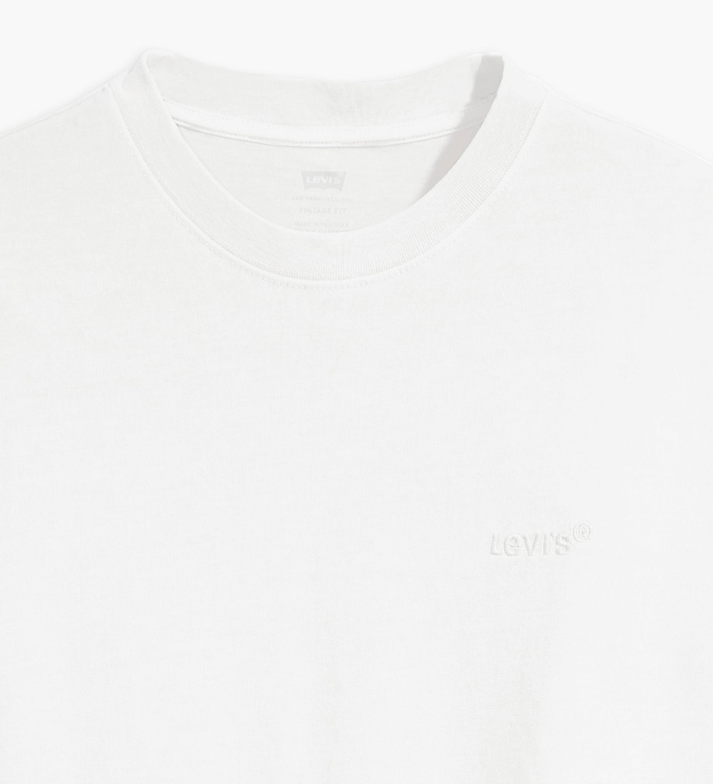 Main 6 - Levi's® Men's Red Tab Vintage T-Shirt - A06370000