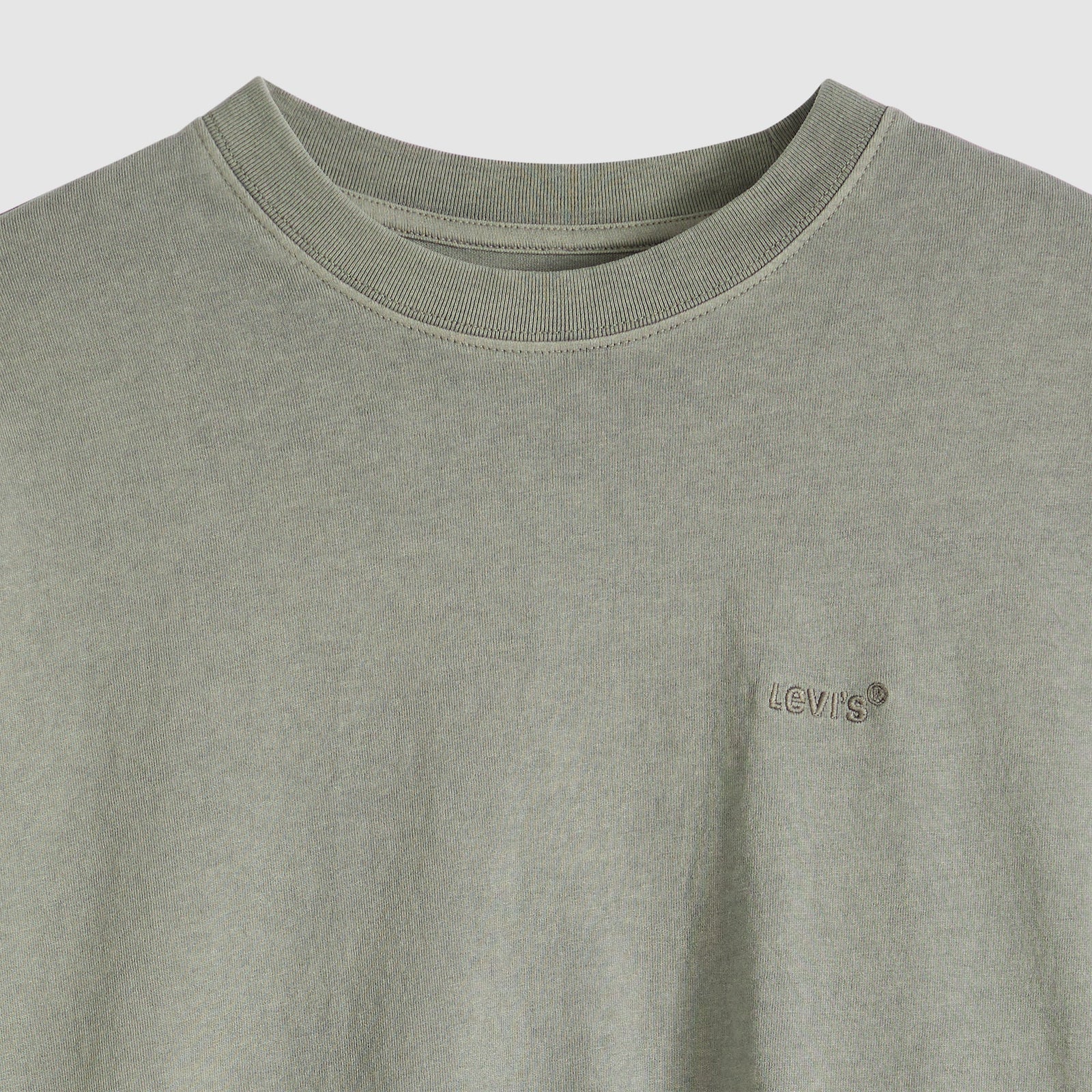 Main 6 - Levi's® Men's Red Tab Vintage T-Shirt - A06370189