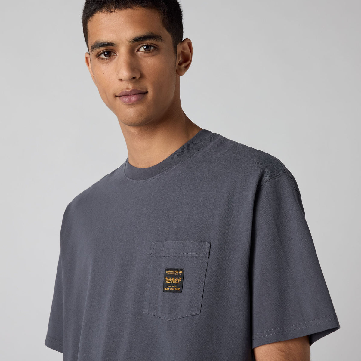 Levi's® Men's Short-Sleeve Workwear Pocket T-Shirt