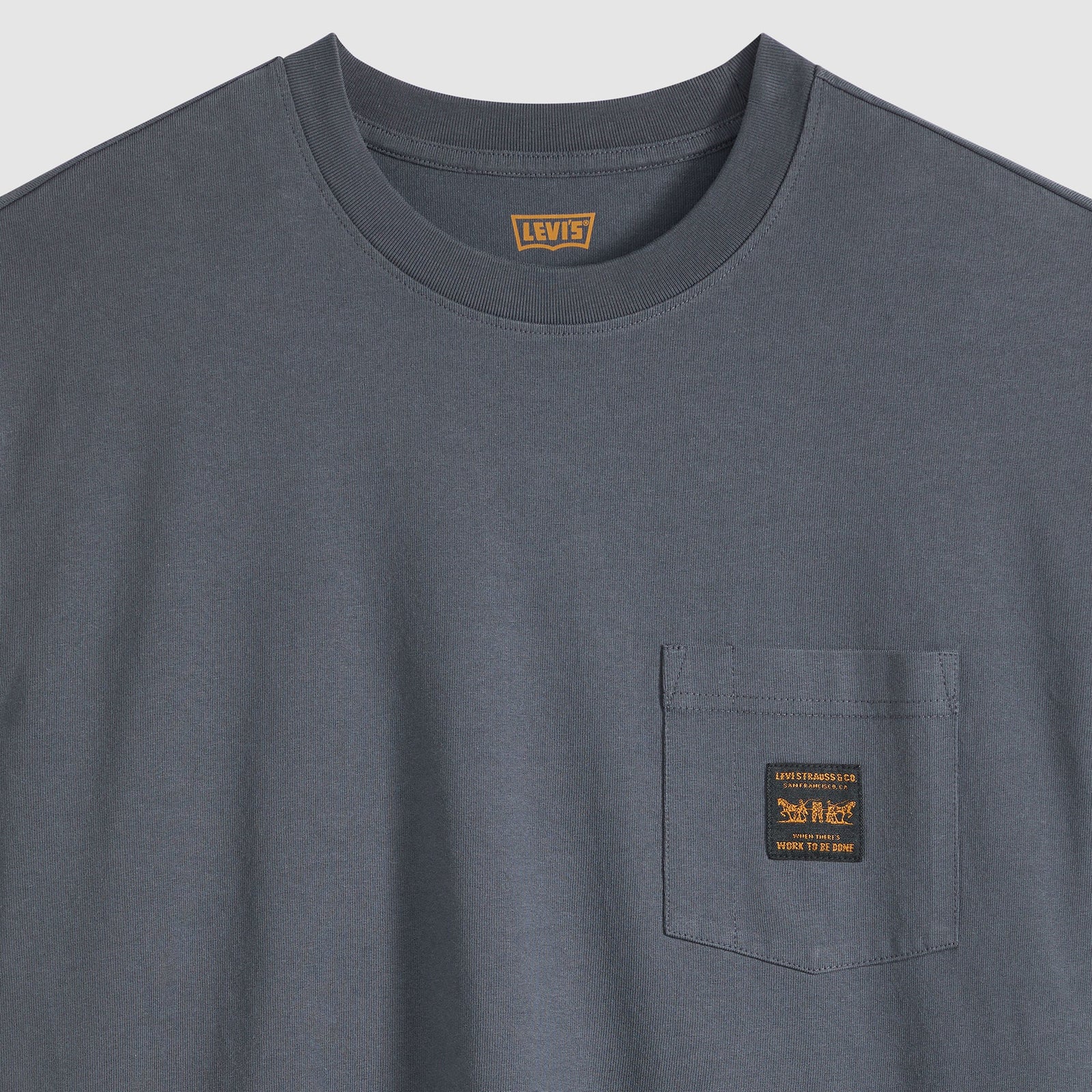 Main 6 - Levi's® Men's Short-Sleeve Workwear Pocket T-Shirt - 008AB0002