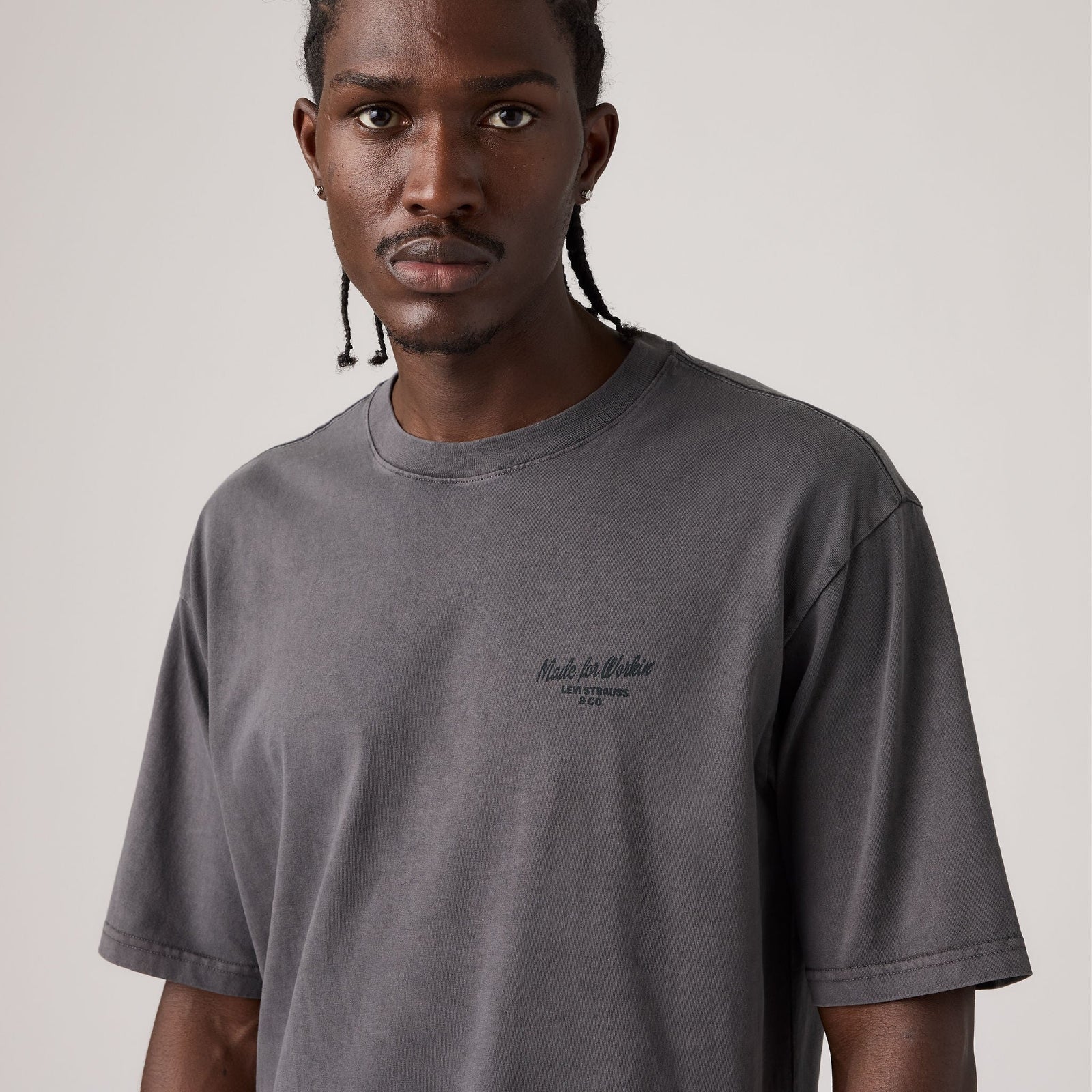 Main 4 - Levi's® Men's Workwear Graphic T-Shirt - 003XL0005