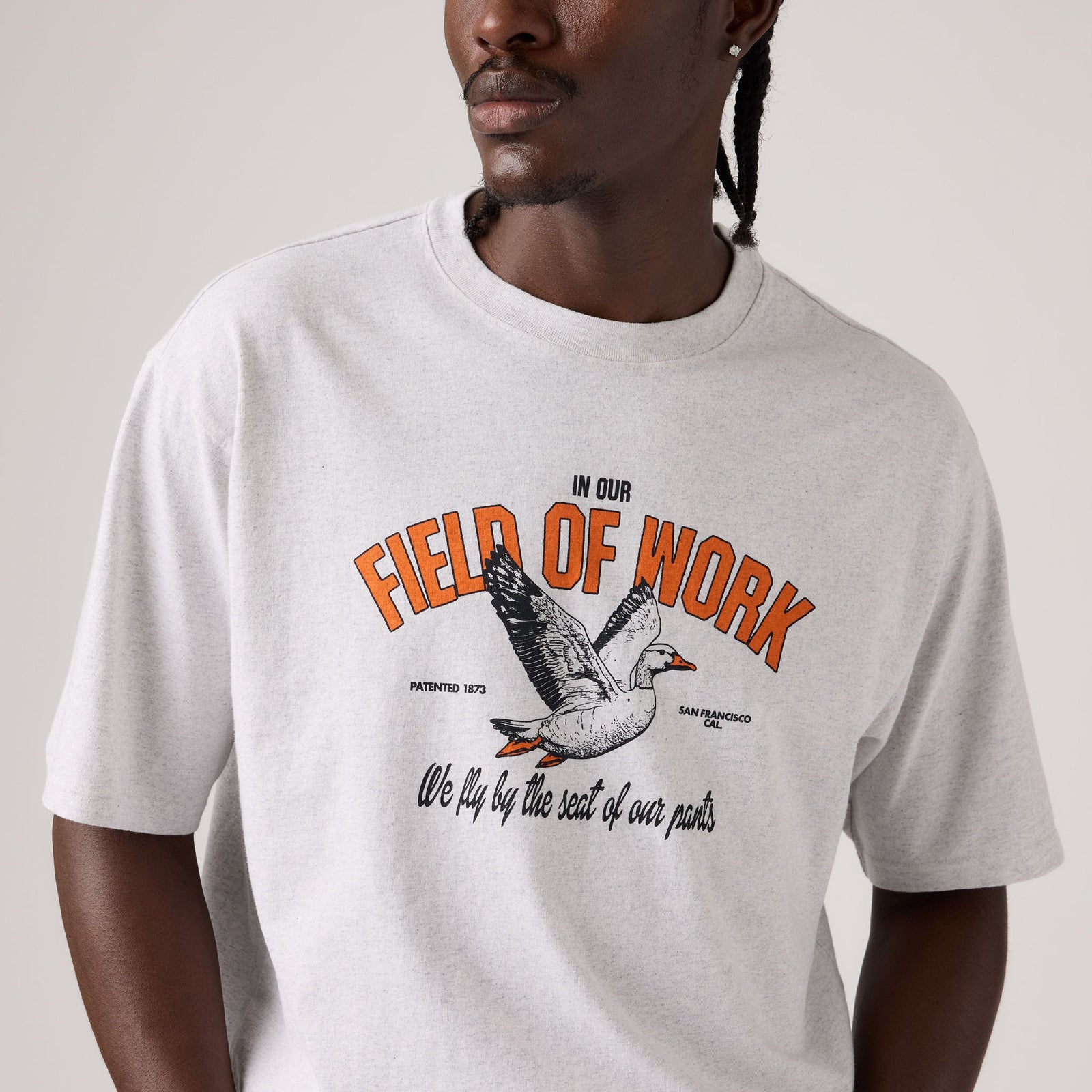 Main 4 - Levi's® Men's Workwear Graphic T-Shirt - 003XL0007