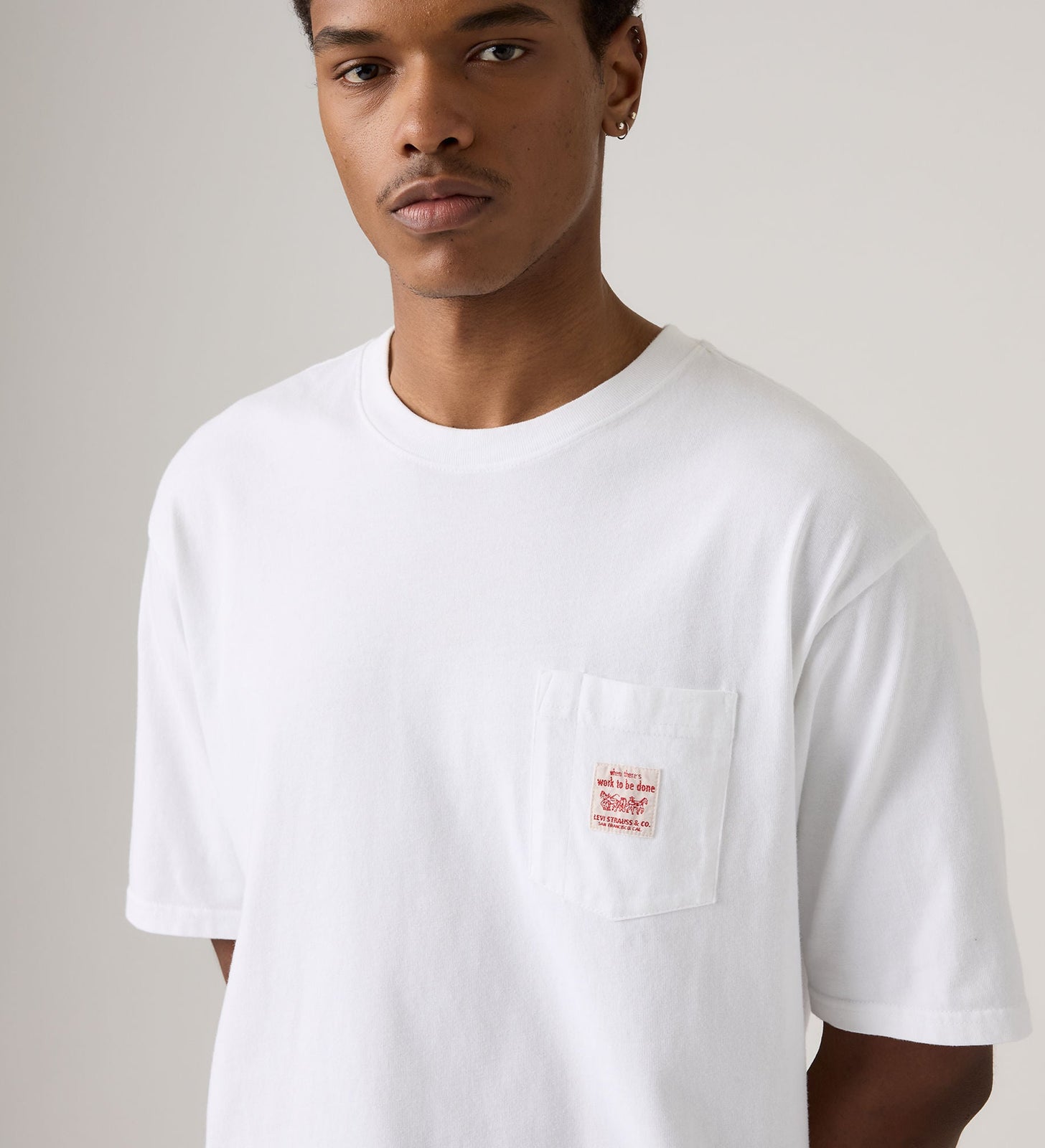 Main 4 - Levi's® Men's Workwear T-Shirt - A58500005
