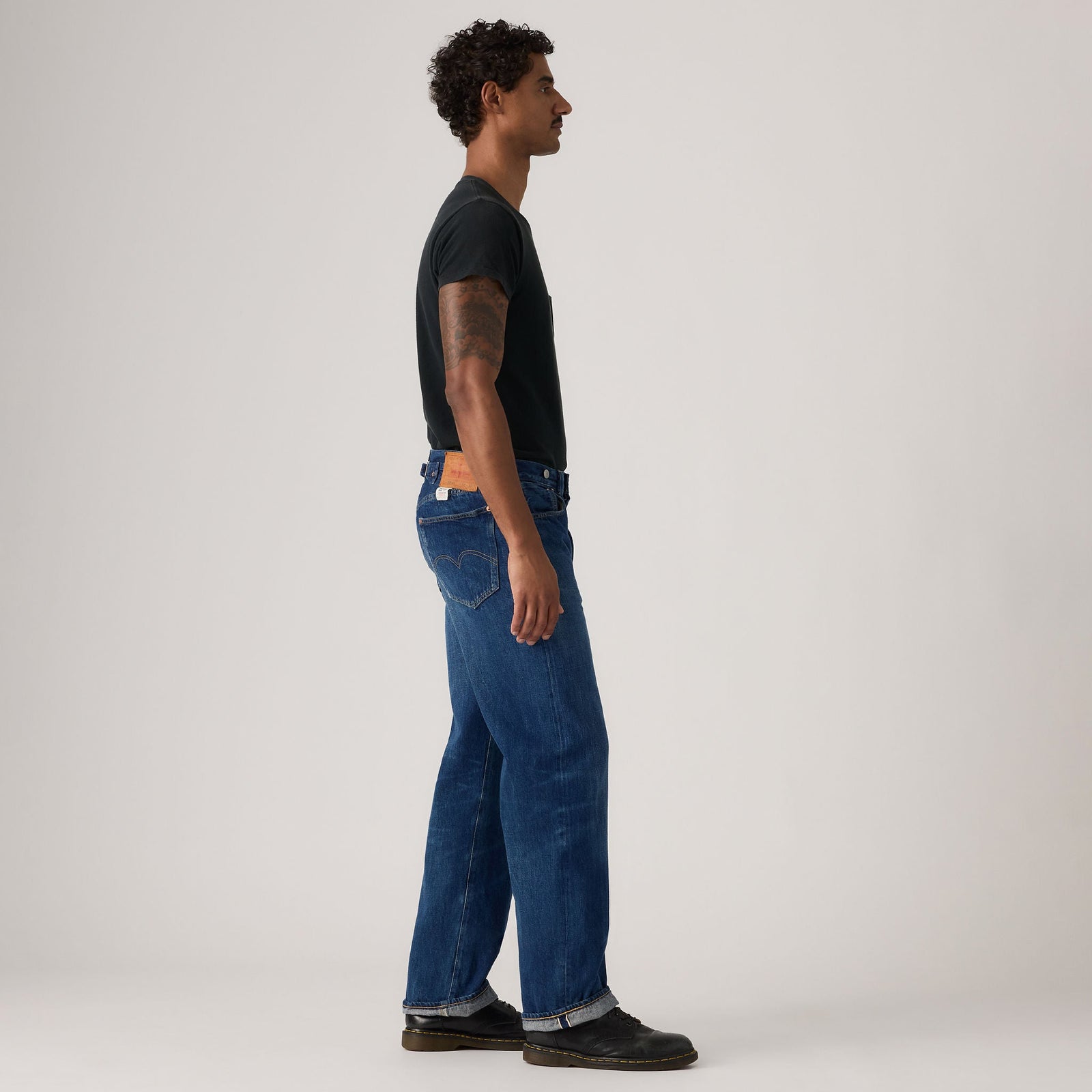 Main 4 - Levi's® Vintage Clothing Men's 1933 501® Jeans - 335010053