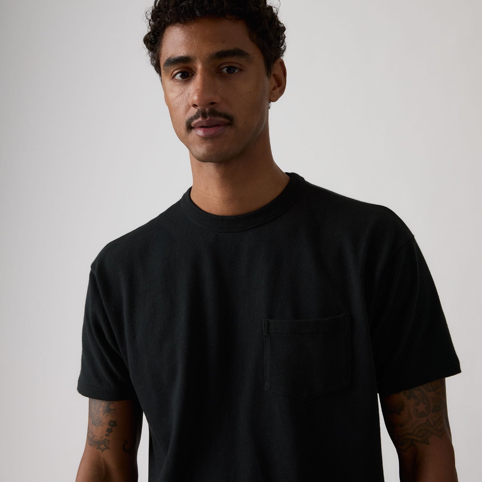 Main 4 - Levi's® Vintage Clothing Men's 1960s Casual Tee - 004T00002