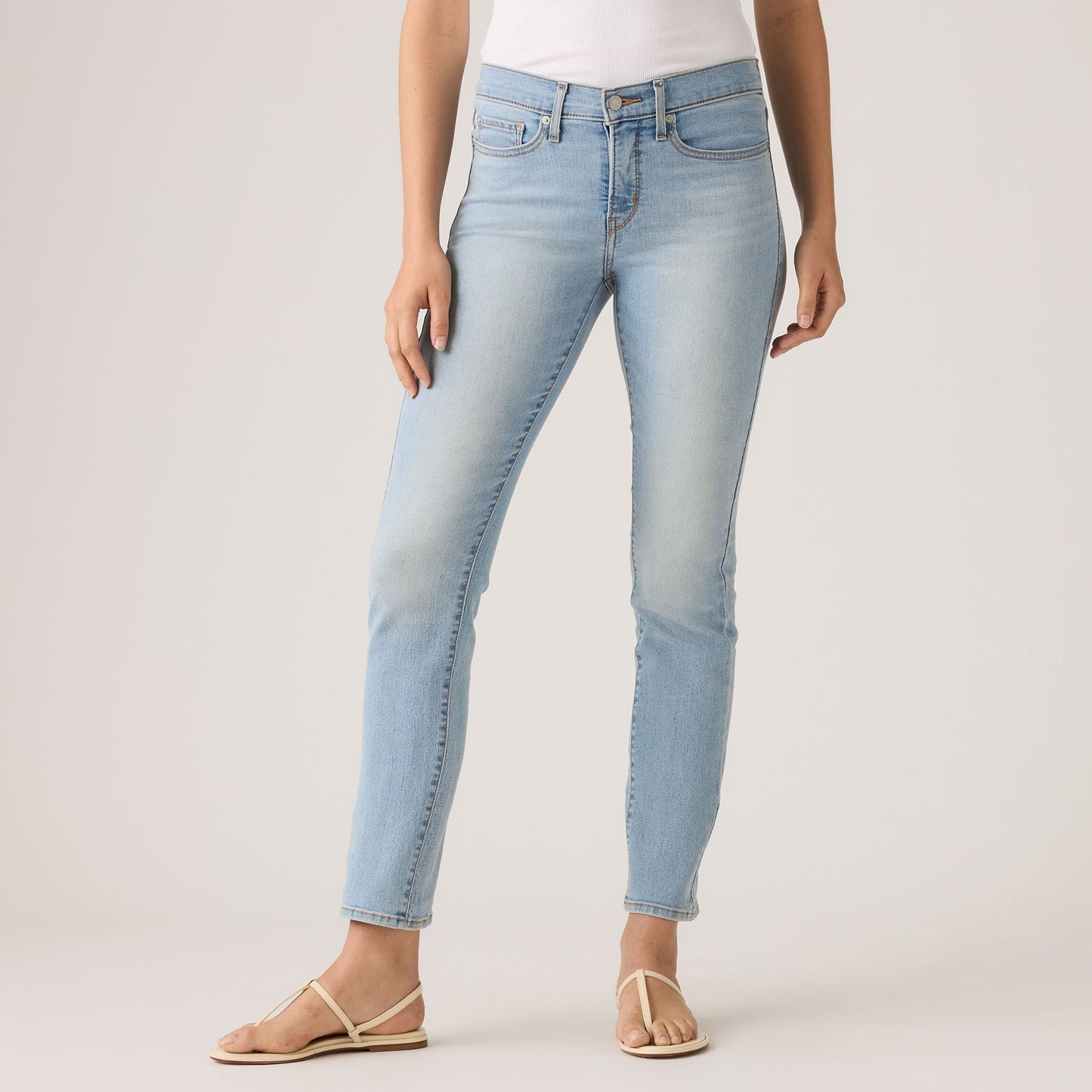 Levi's® Women's 312 Shaping Slim Jeans