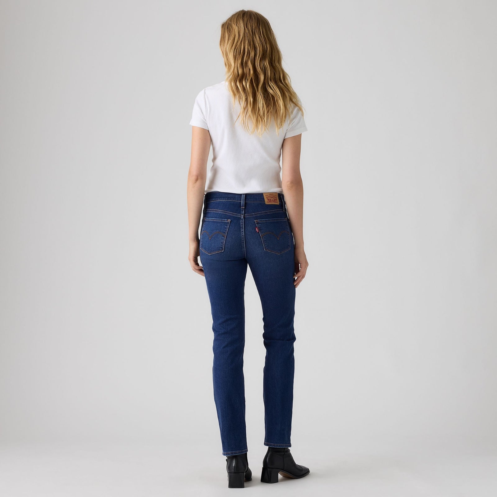 Main 2 - Levi's® Women's 312 Shaping Slim Jeans - 196270280