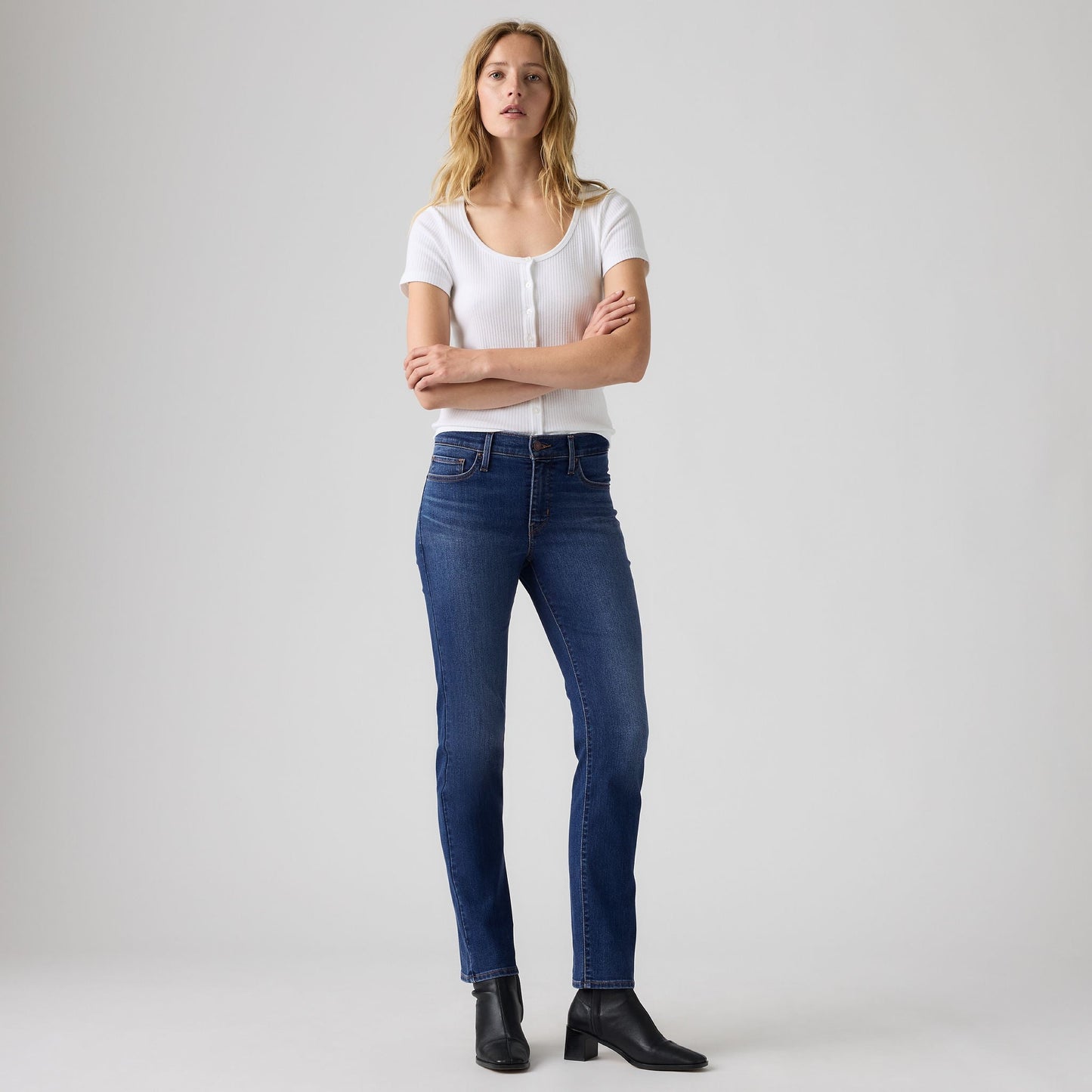 Levi's® Women's 312 Shaping Slim Jeans