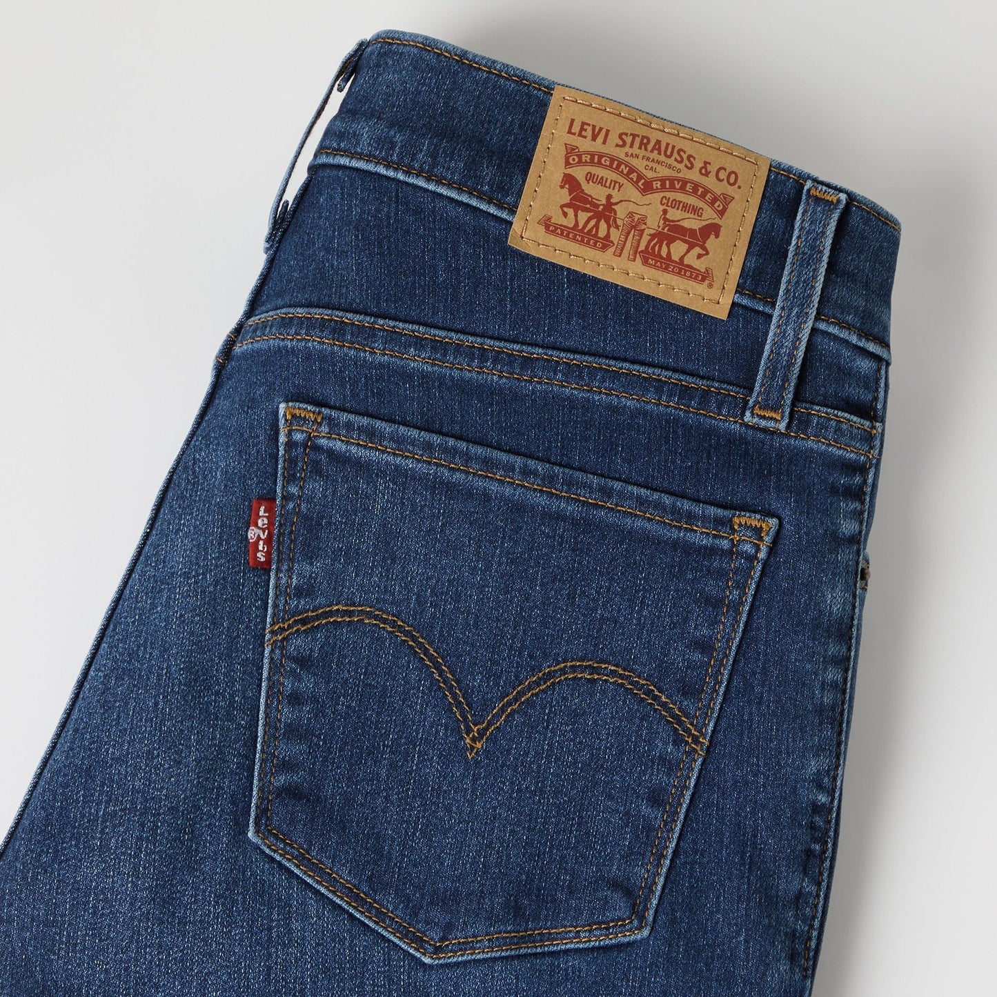 Levi's® Women's 312 Shaping Slim Jeans